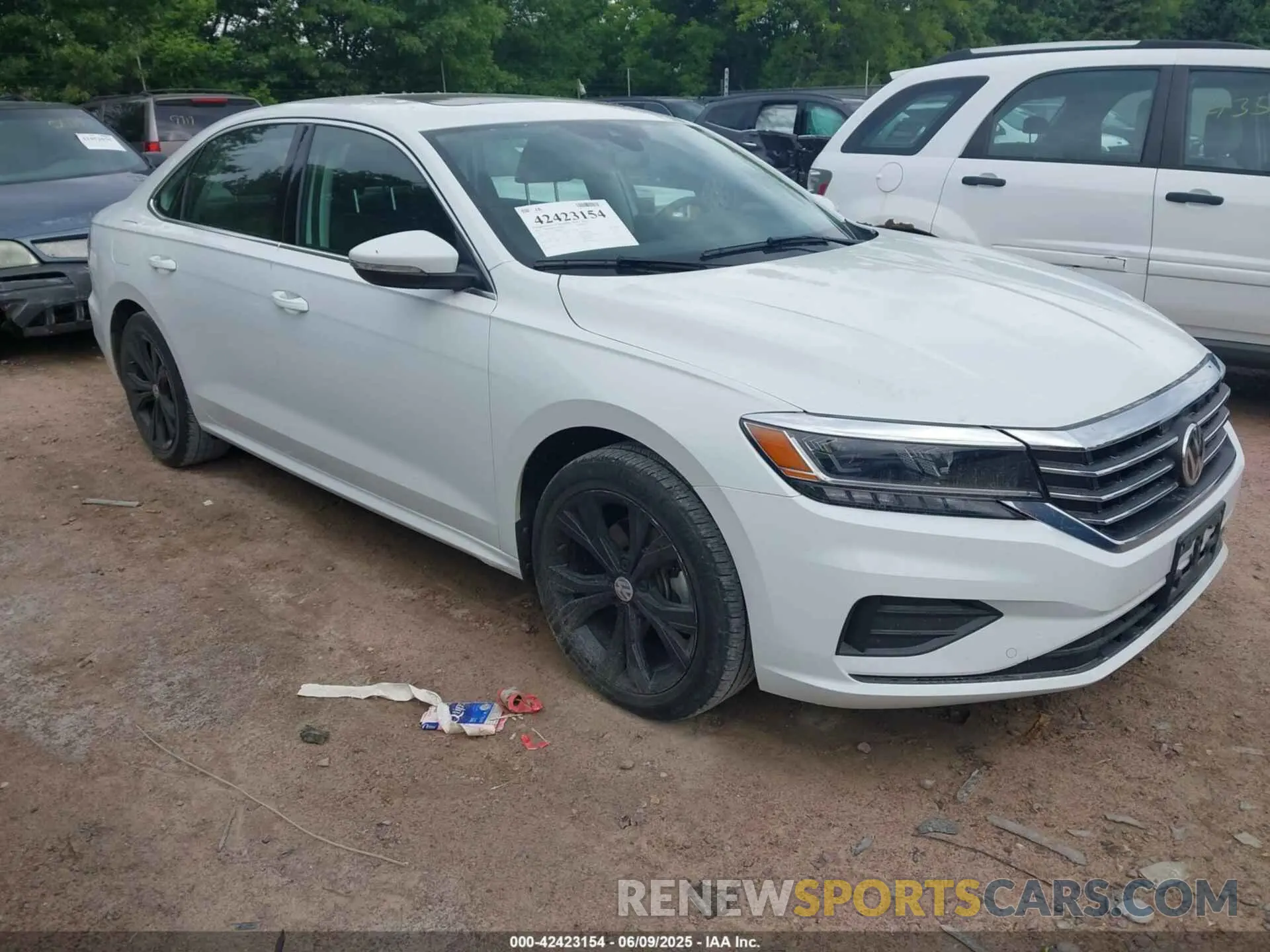 1 Фотография поврежденного автомобиля 1VWSA7A30NC008352 VOLKSWAGEN PASSAT 2022