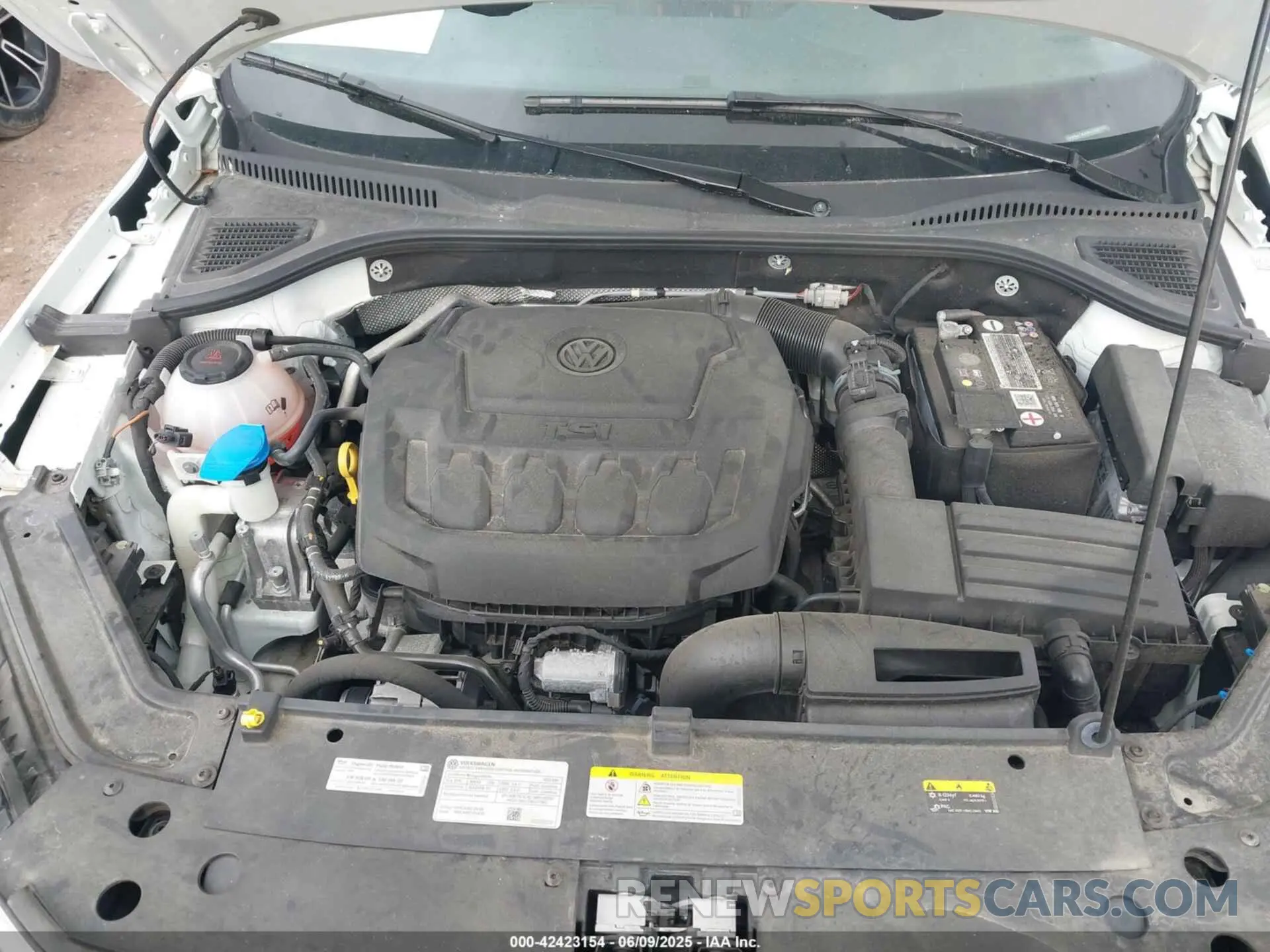 10 Фотография поврежденного автомобиля 1VWSA7A30NC008352 VOLKSWAGEN PASSAT 2022