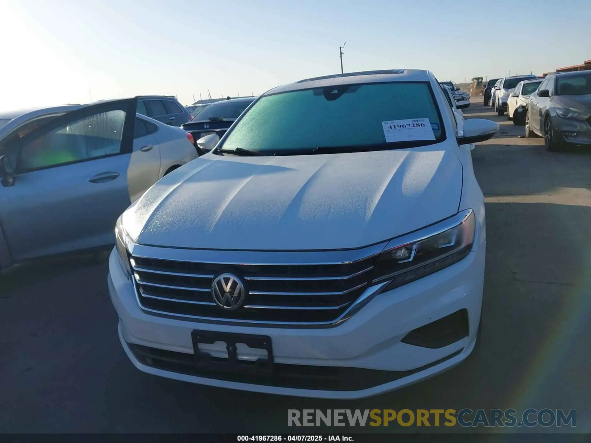 12 Photograph of a damaged car 1VWSA7A32NC005789 VOLKSWAGEN PASSAT 2022