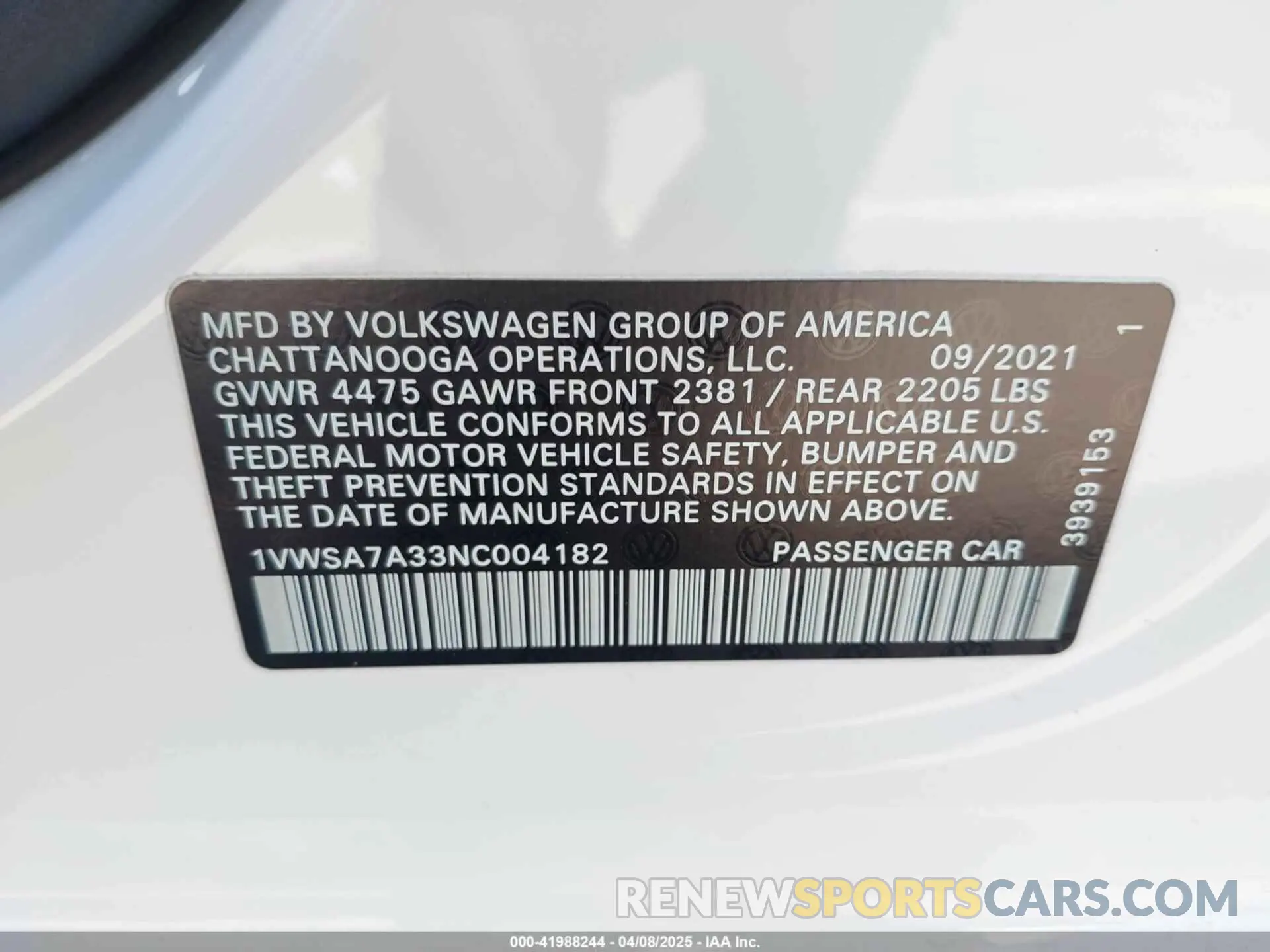 9 Photograph of a damaged car 1VWSA7A33NC004182 VOLKSWAGEN PASSAT 2022