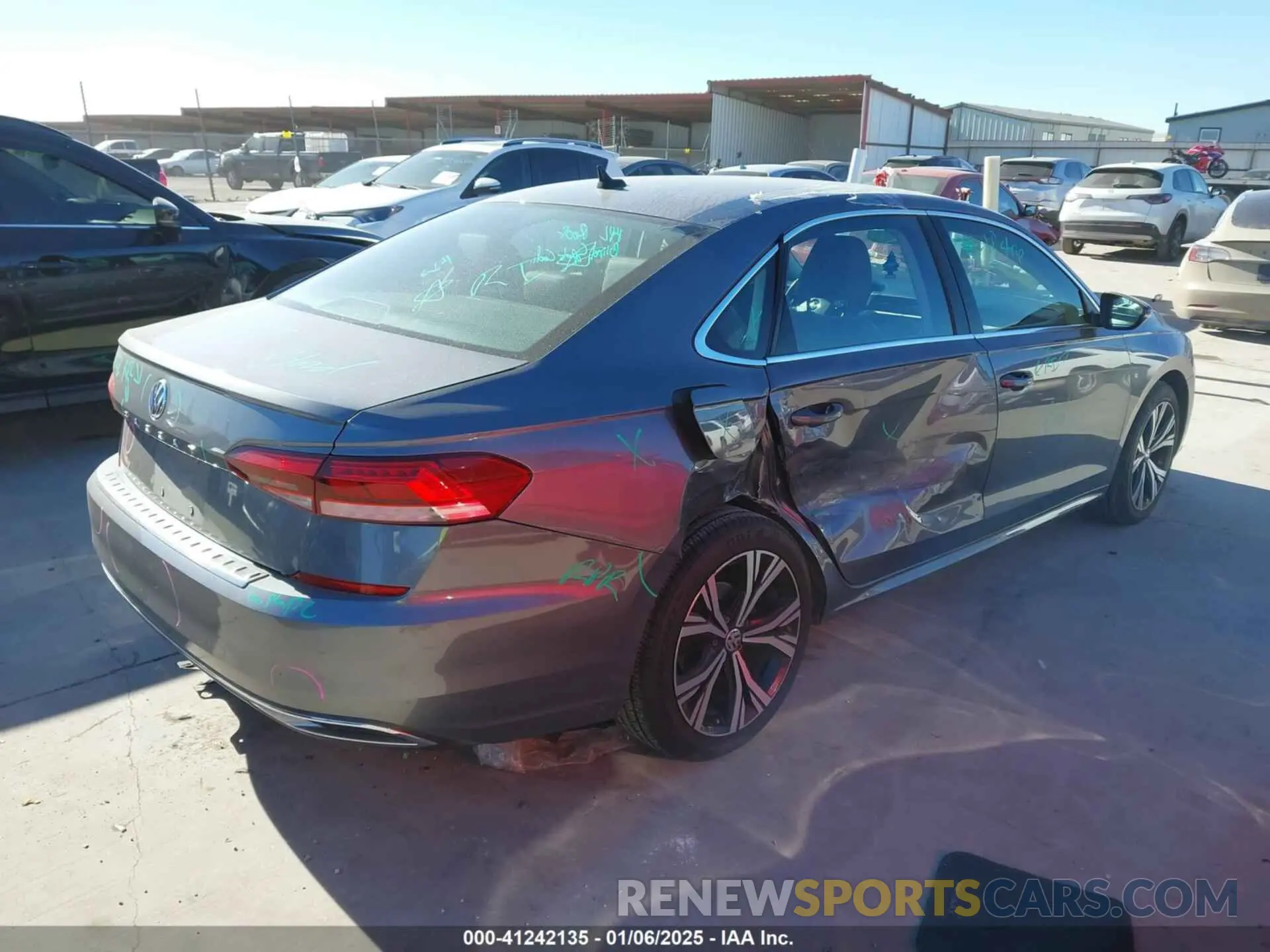 4 Photograph of a damaged car 1VWSA7A34NC007043 VOLKSWAGEN PASSAT 2022