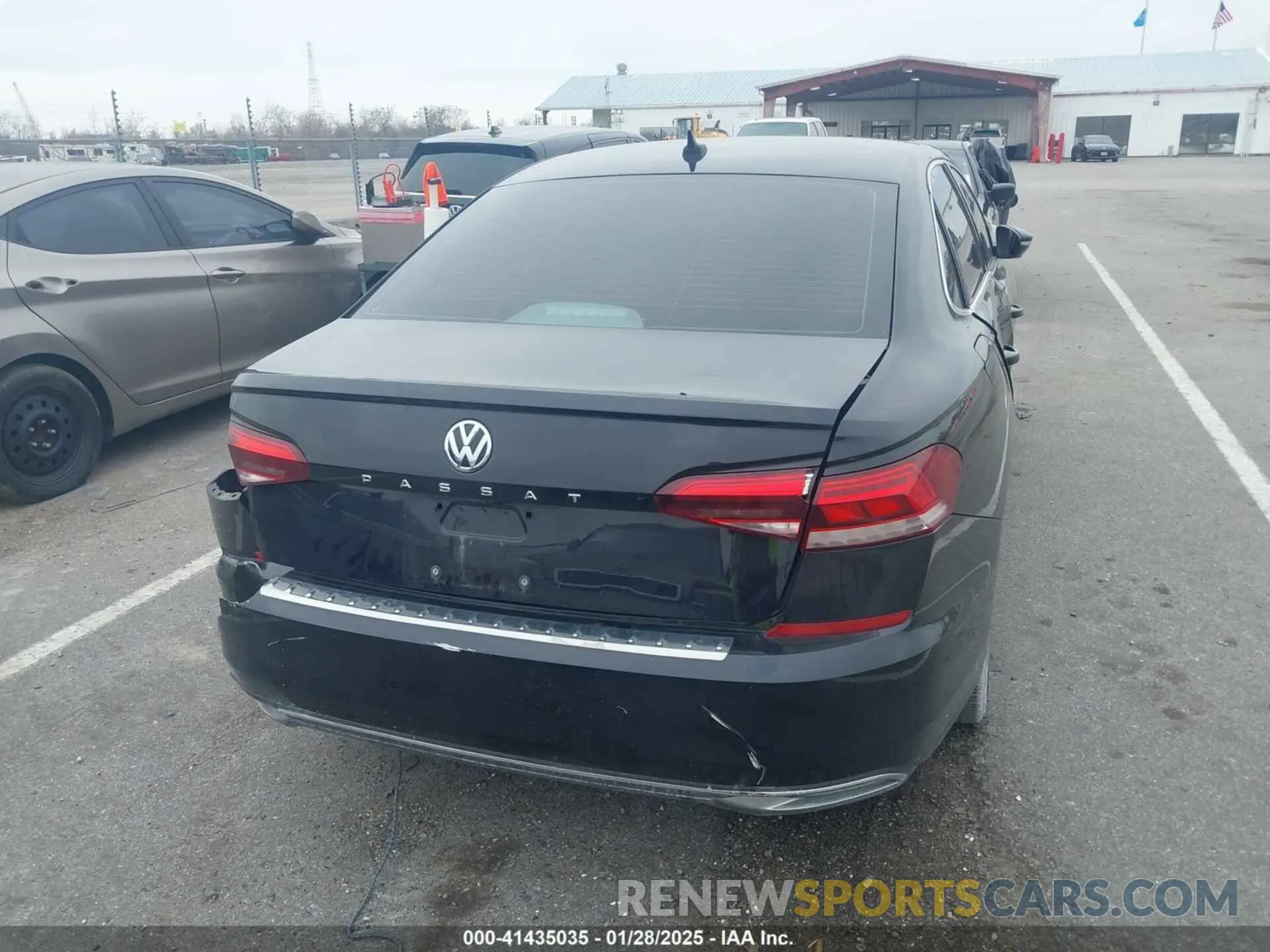 16 Photograph of a damaged car 1VWSA7A36NC009134 VOLKSWAGEN PASSAT 2022