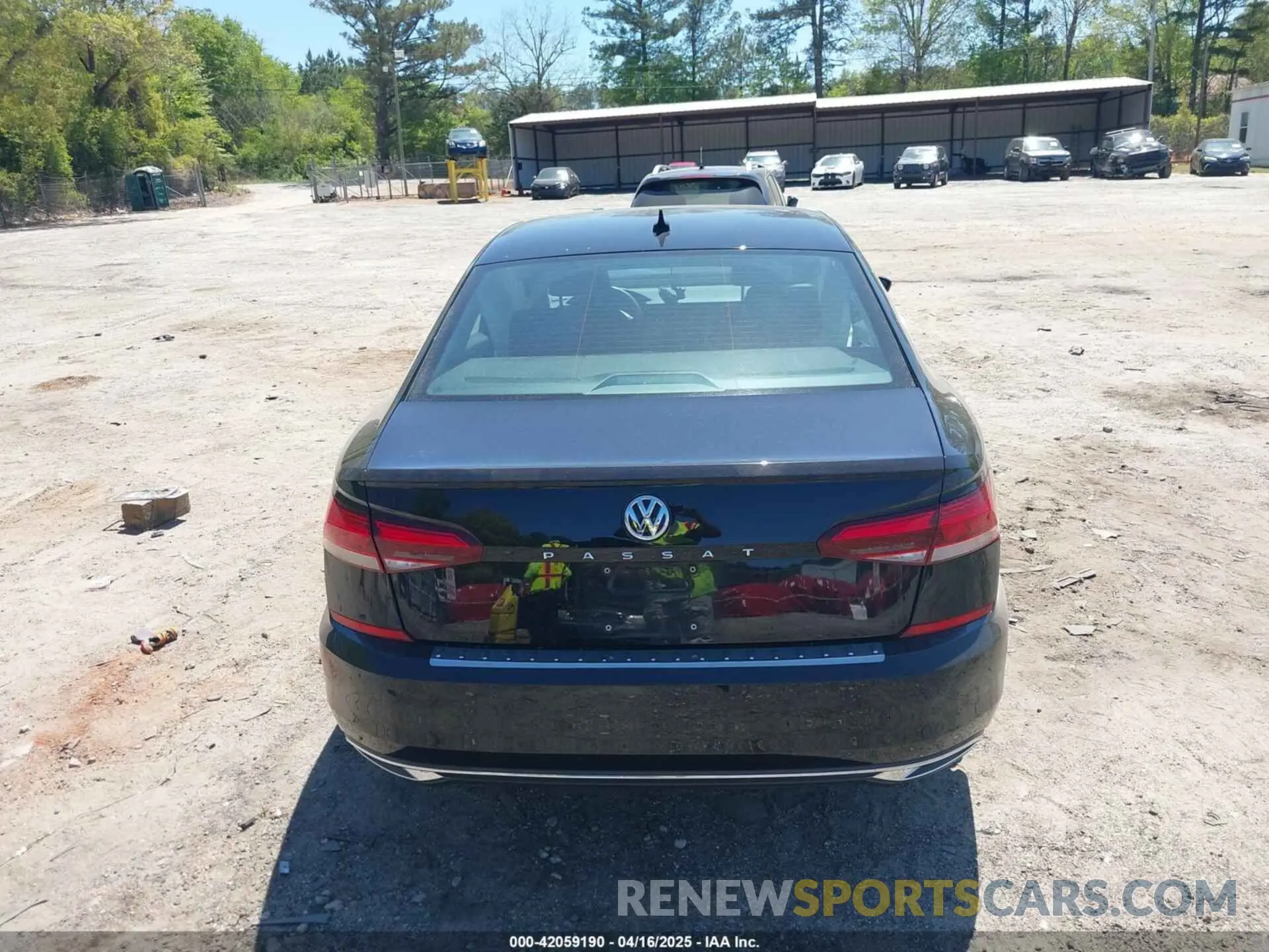 16 Photograph of a damaged car 1VWSA7A38NC001715 VOLKSWAGEN PASSAT 2022