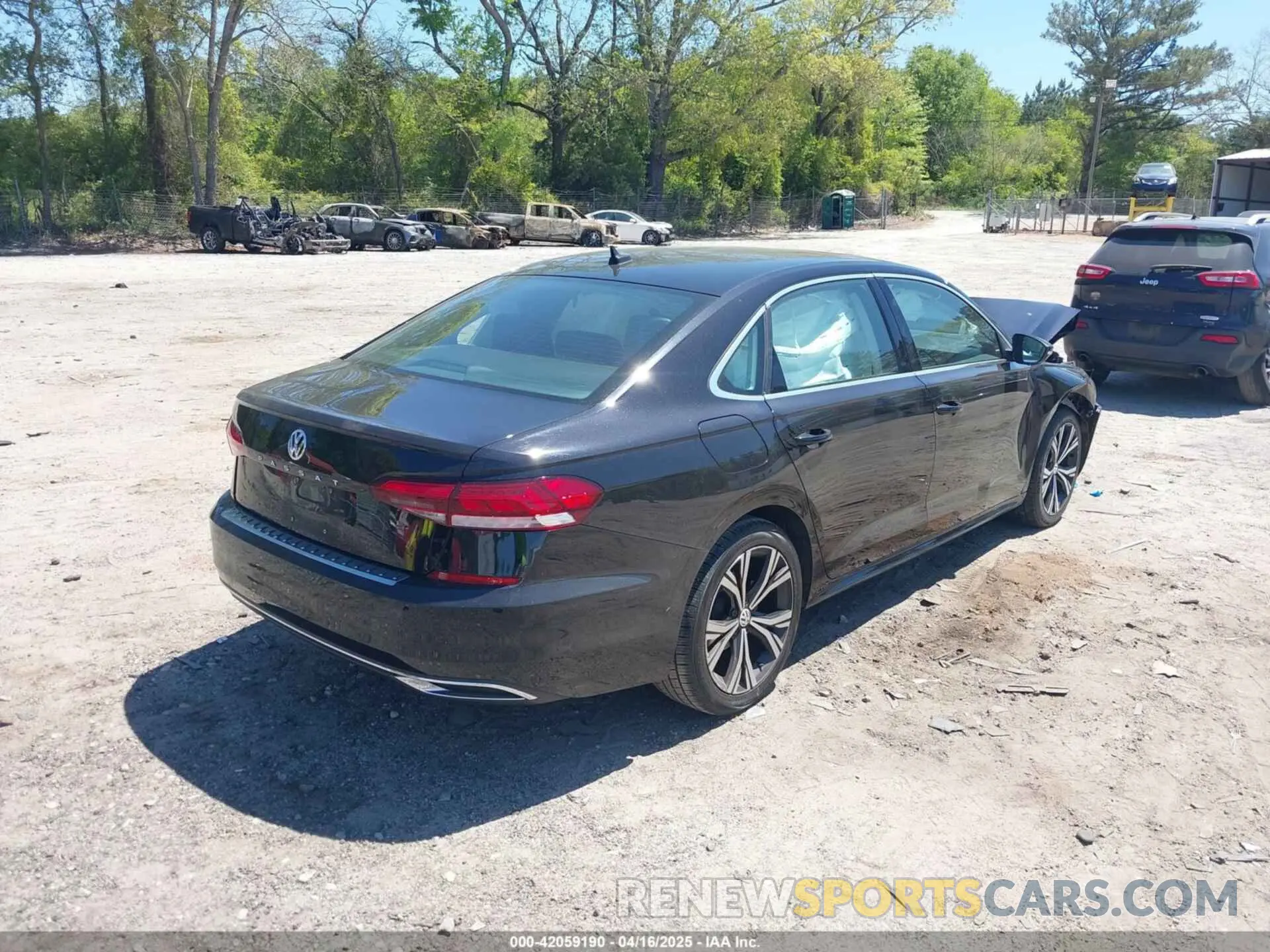 4 Photograph of a damaged car 1VWSA7A38NC001715 VOLKSWAGEN PASSAT 2022