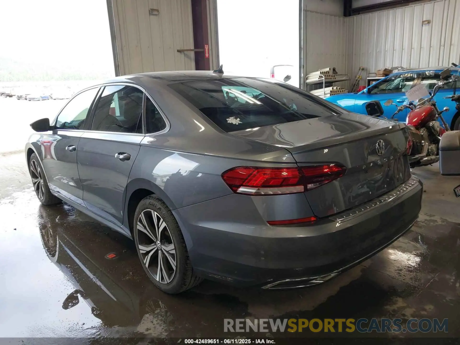 3 Фотография поврежденного автомобиля 1VWSA7A3XNC003854 VOLKSWAGEN PASSAT 2022