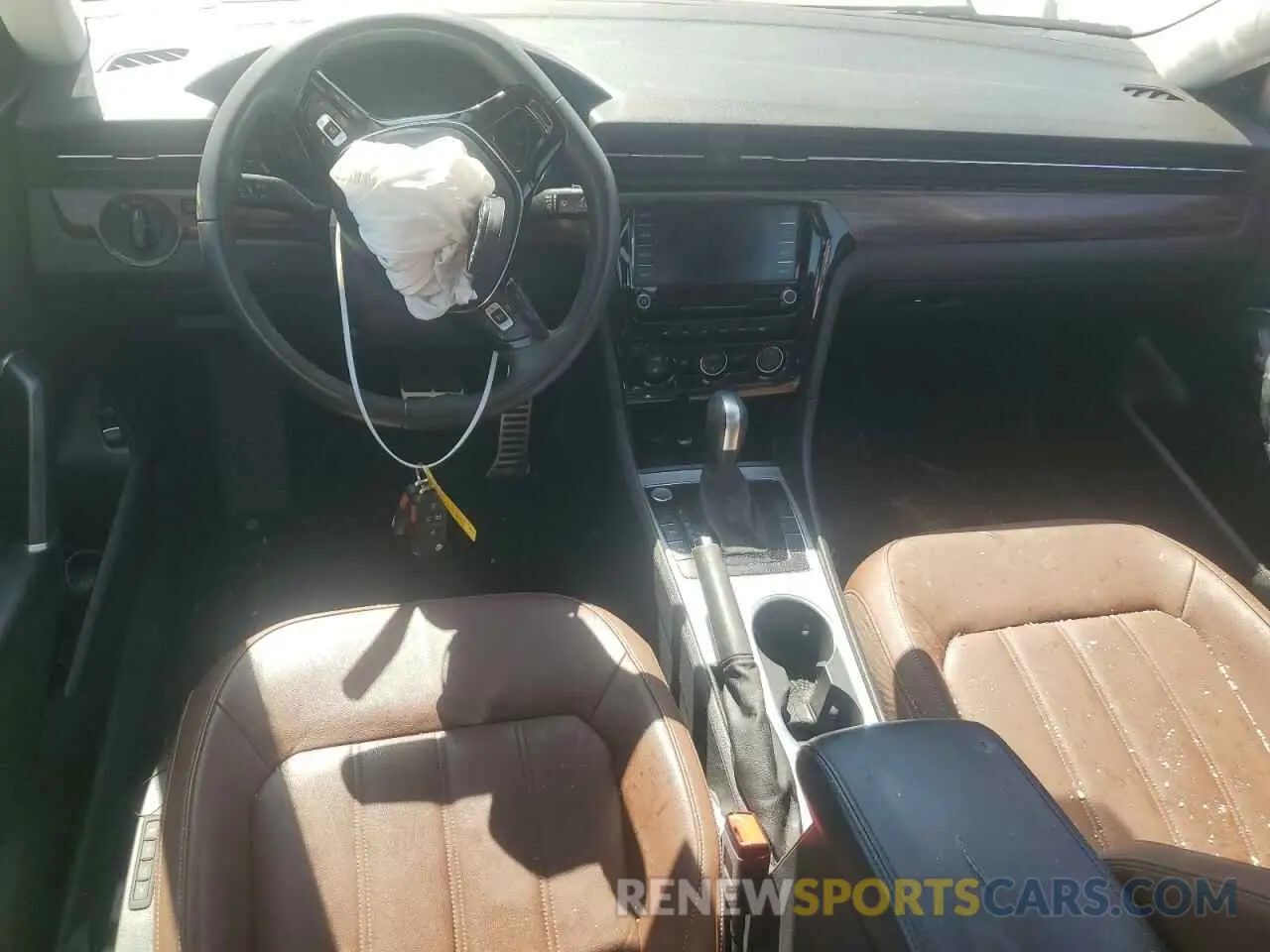 8 Photograph of a damaged car 1VWBA7A32NC006814 VOLKSWAGEN PASSAT LIM 2022