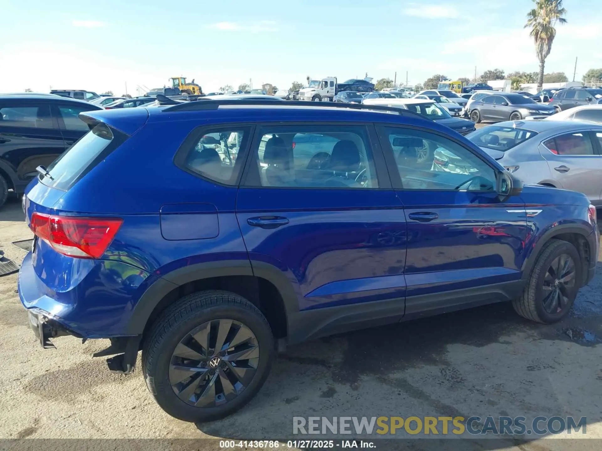 13 Photograph of a damaged car 3VVCX7B24NM026302 VOLKSWAGEN TAOS 2022