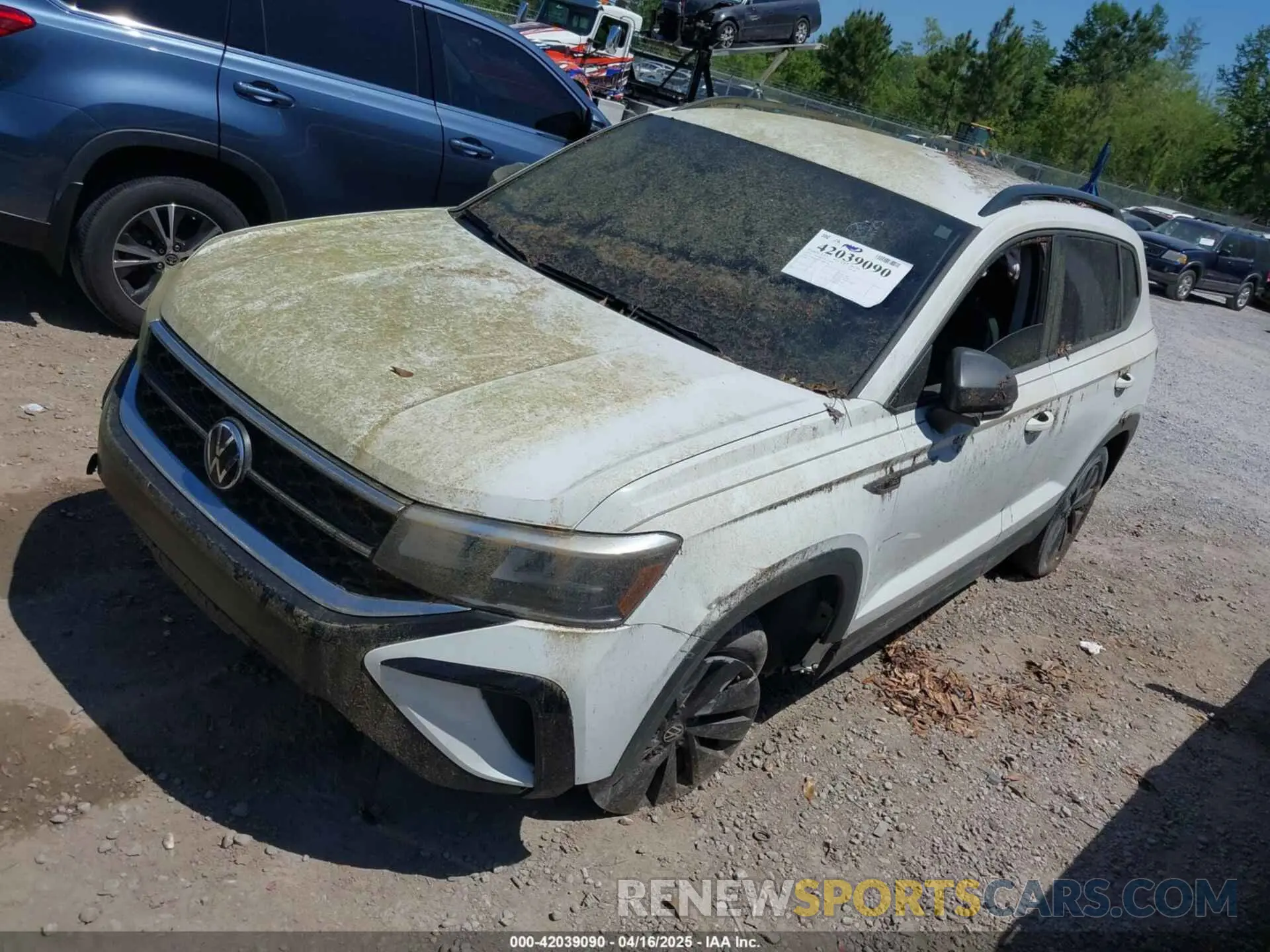 2 Photograph of a damaged car 3VVCX7B26NM008304 VOLKSWAGEN TAOS 2022