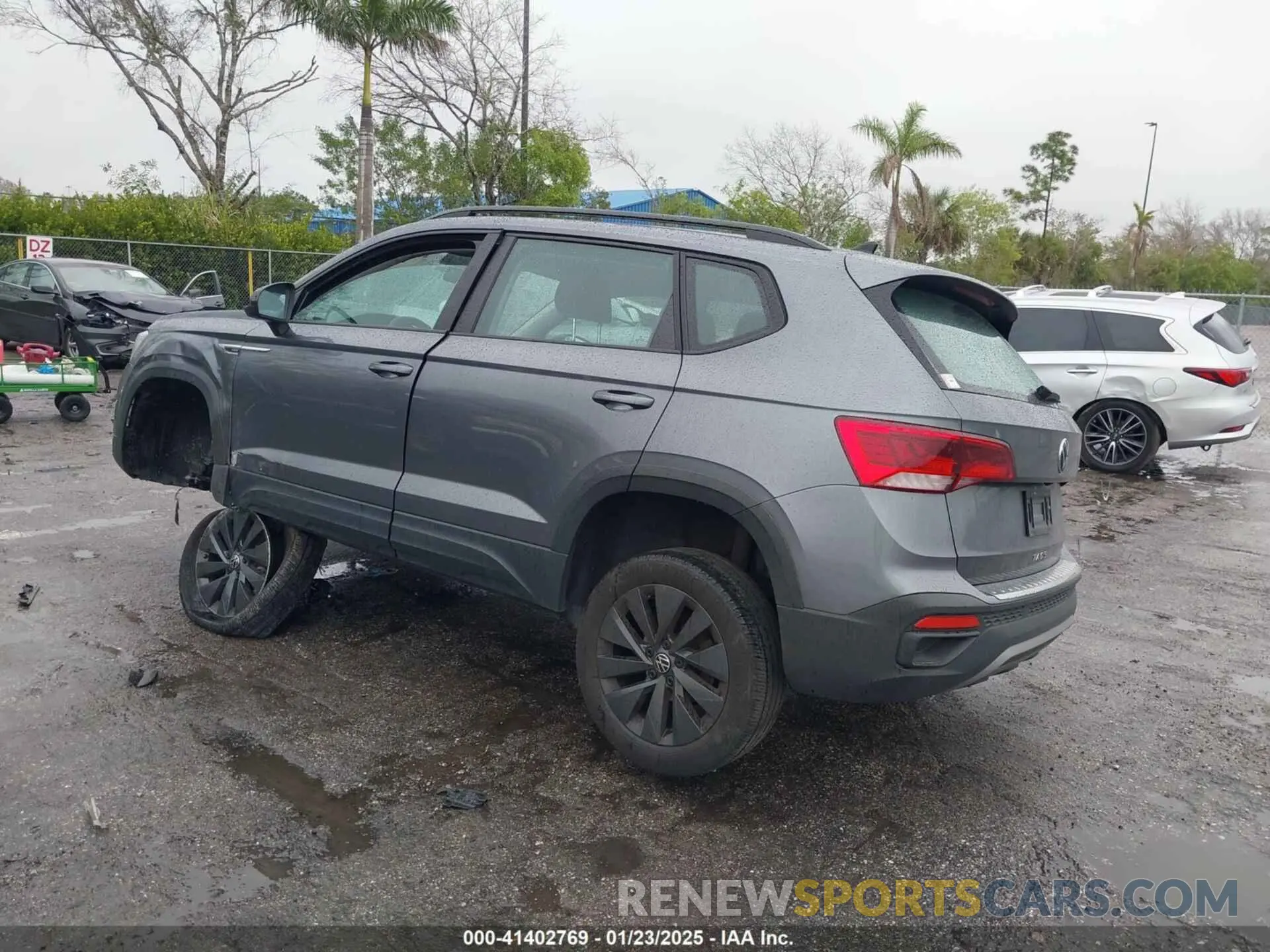 3 Photograph of a damaged car 3VVCX7B28NM066267 VOLKSWAGEN TAOS 2022