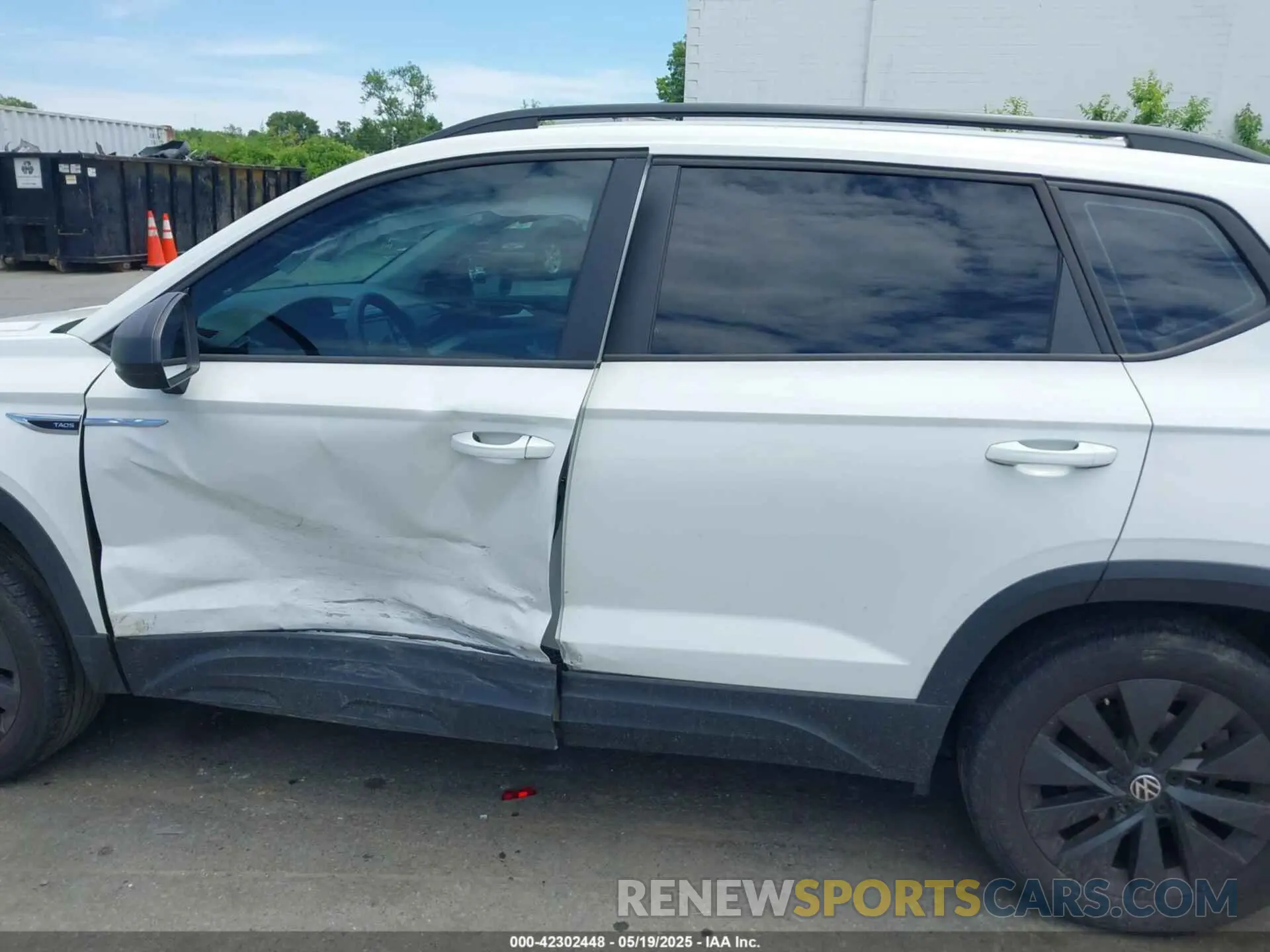 14 Photograph of a damaged car 3VVCX7B2XNM018415 VOLKSWAGEN TAOS 2022