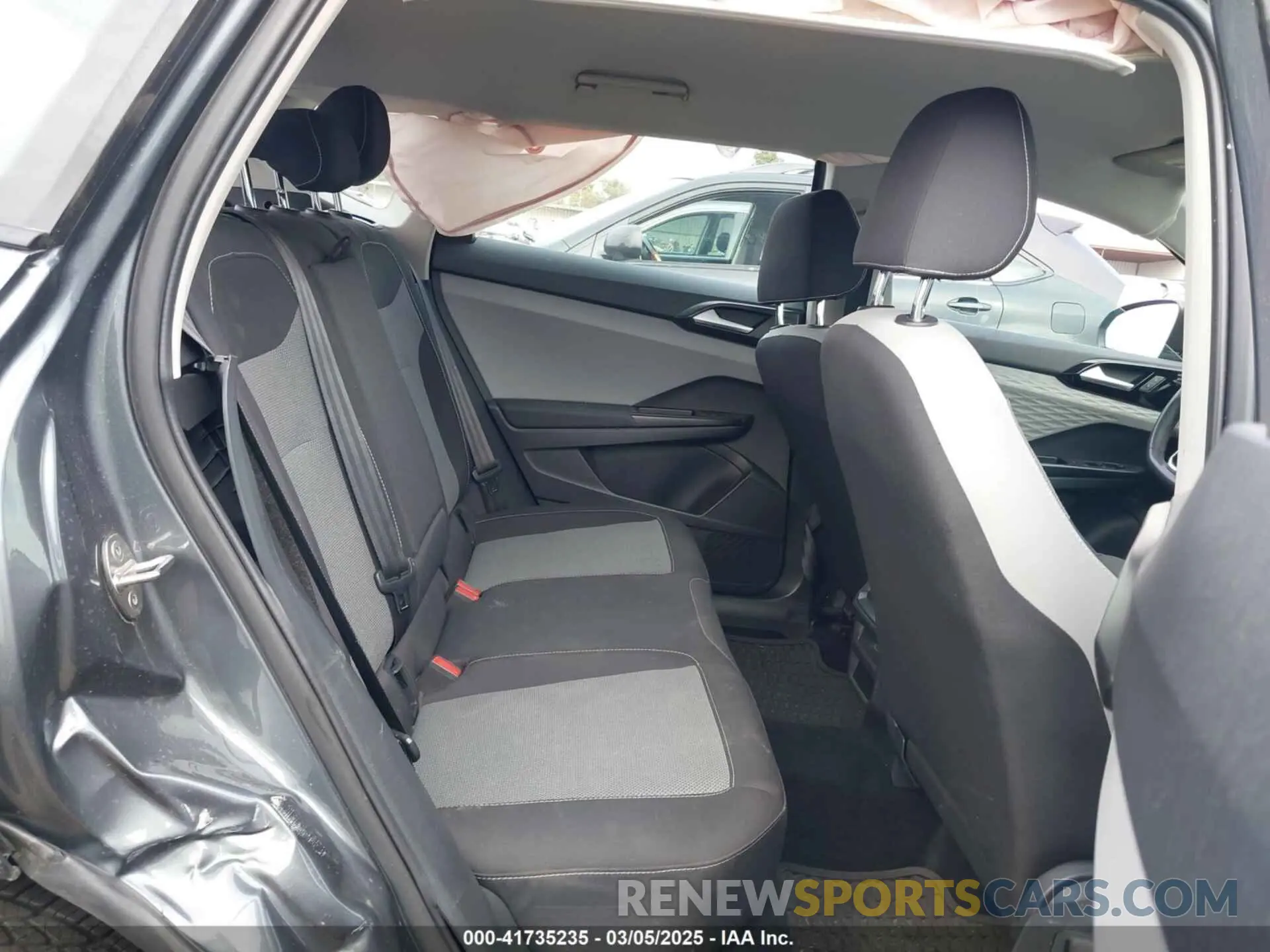 8 Фотография поврежденного автомобиля 3VVDX7B2XNM044372 VOLKSWAGEN TAOS 2022