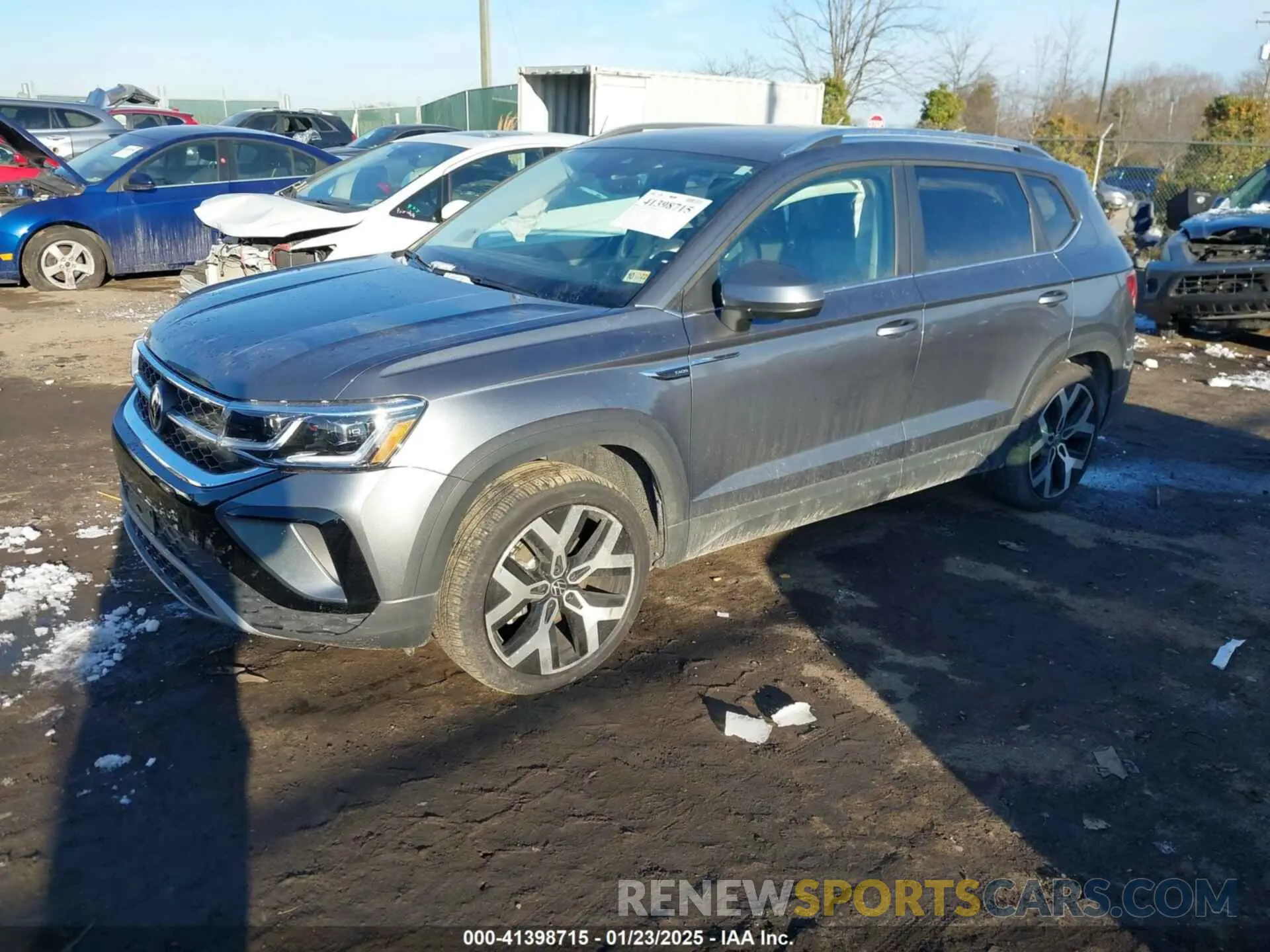 2 Photograph of a damaged car 3VVJX7B2XNM023119 VOLKSWAGEN TAOS 2022