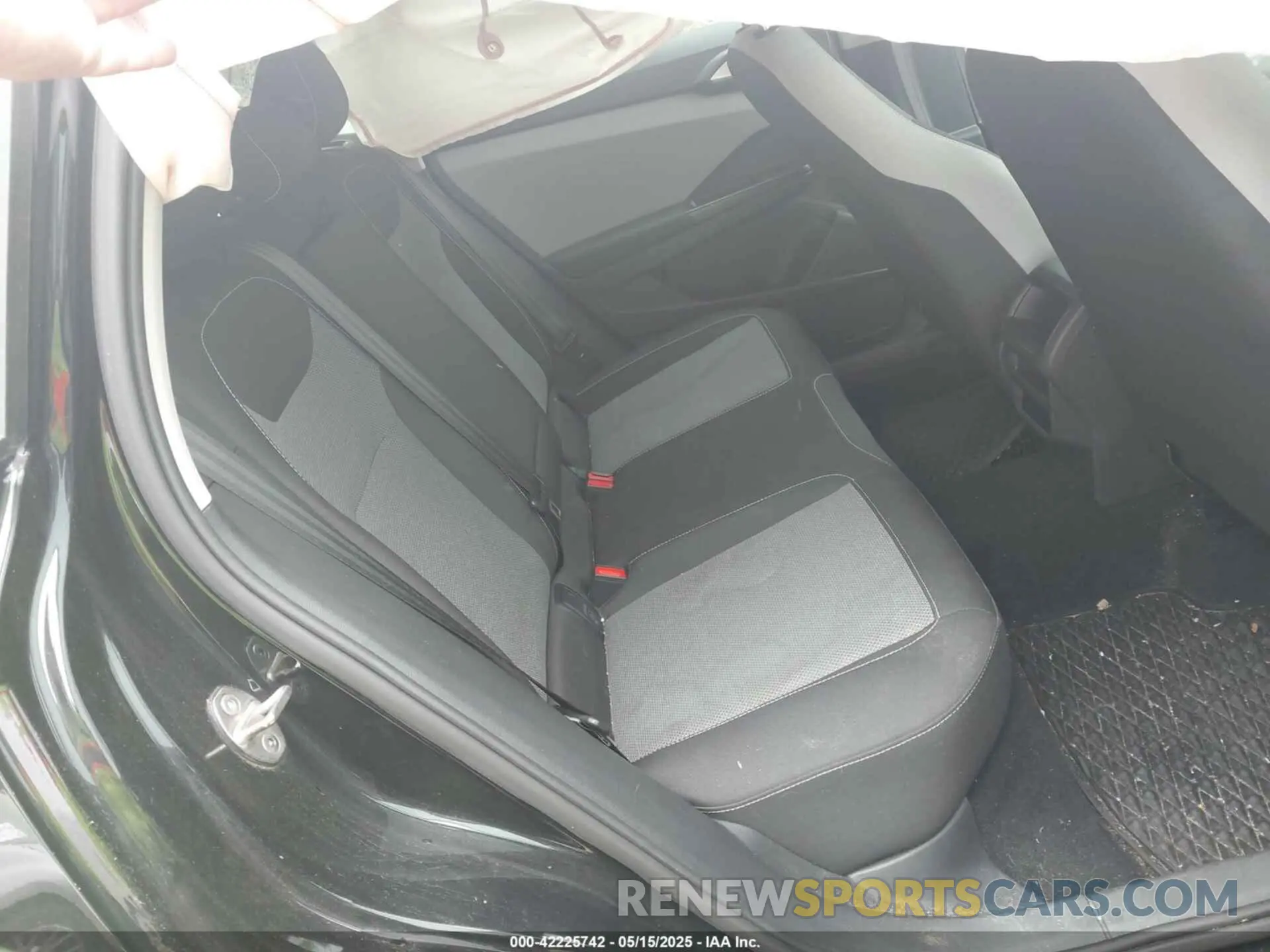 8 Photograph of a damaged car 3VVMX7B28NM021480 VOLKSWAGEN TAOS 2022