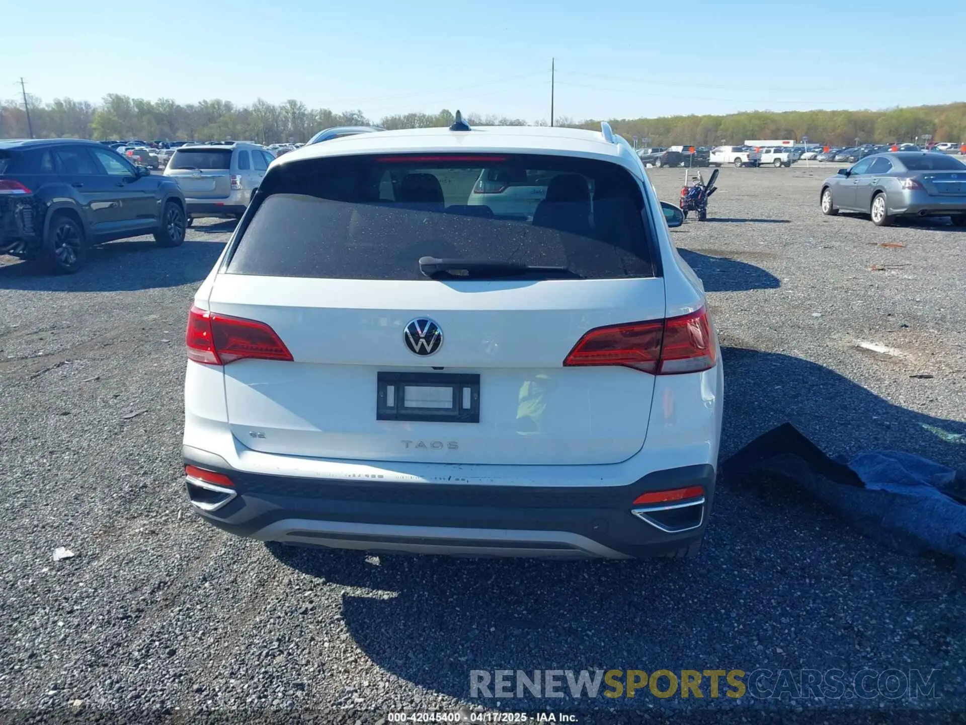 16 Фотография поврежденного автомобиля 3VVRX7B29NM069379 VOLKSWAGEN TAOS 2022