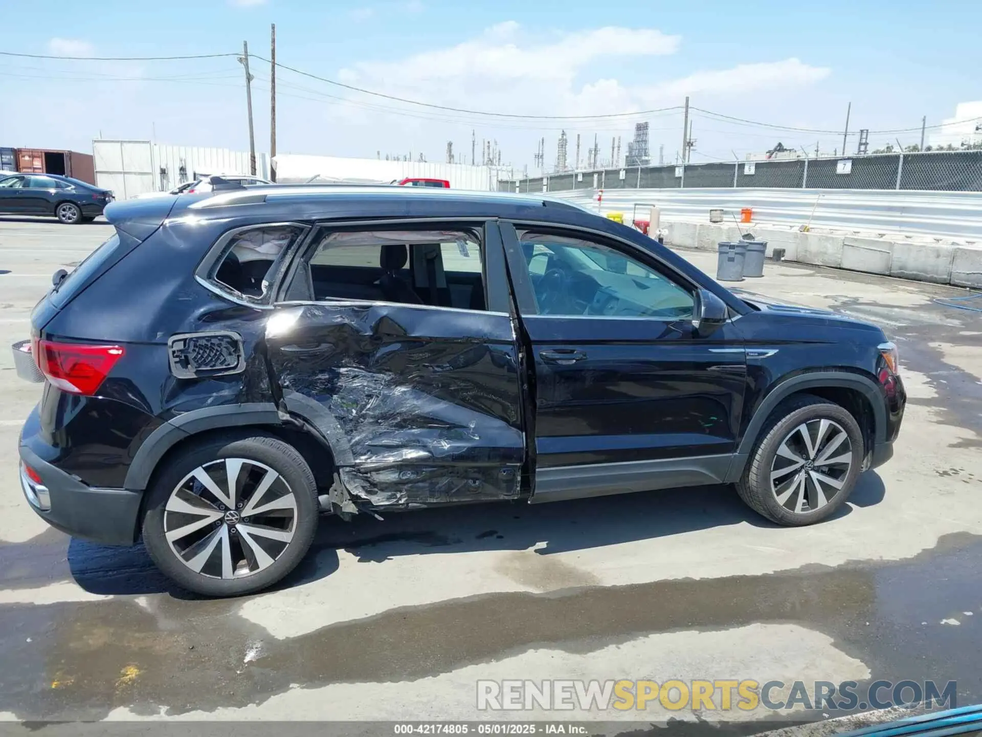 12 Фотография поврежденного автомобиля 3VVRX7B2XNM068564 VOLKSWAGEN TAOS 2022