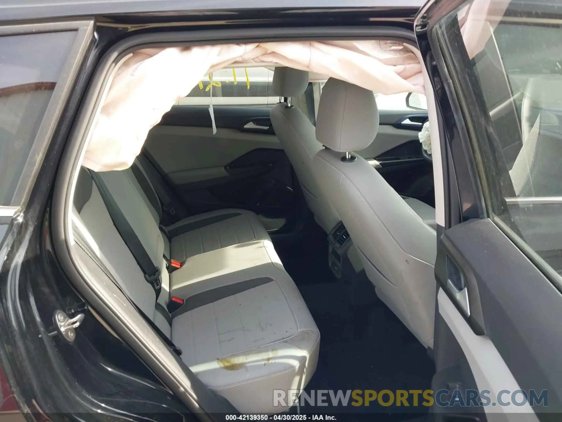 8 Фотография поврежденного автомобиля 3VVWX7B29NM066758 VOLKSWAGEN TAOS 2022