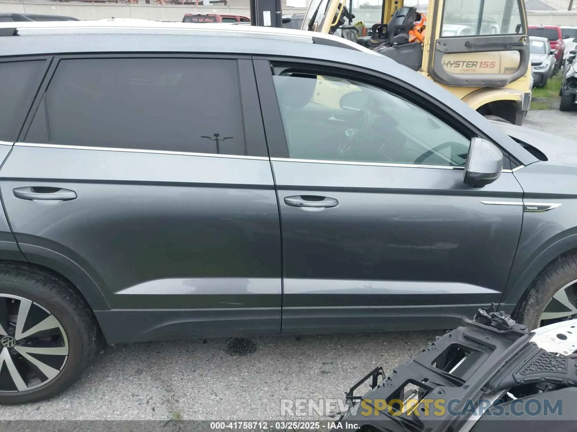 14 Photograph of a damaged car 3VVWX7B29NM080739 VOLKSWAGEN TAOS 2022