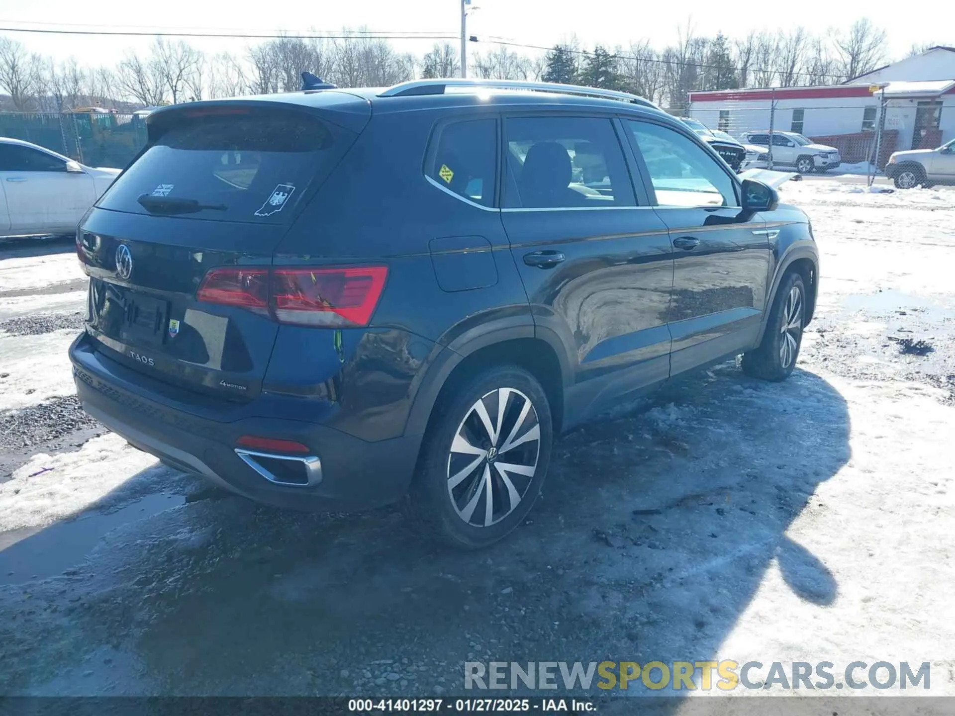 4 Фотография поврежденного автомобиля 3VVYX7B2XNM073226 VOLKSWAGEN TAOS 2022