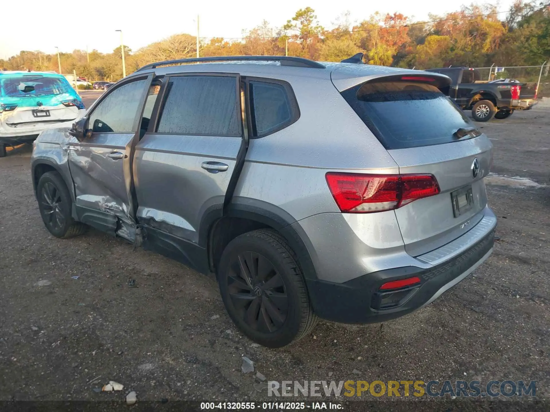 3 Photograph of a damaged car 3VVCX7B20PM371751 VOLKSWAGEN TAOS 2023