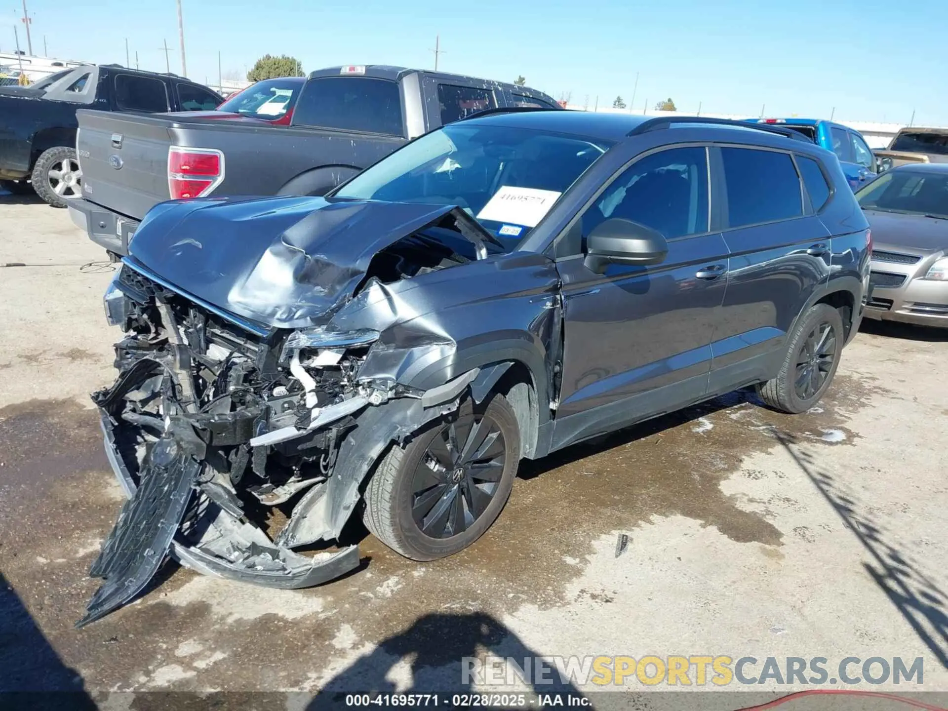 2 Photograph of a damaged car 3VVCX7B24PM368755 VOLKSWAGEN TAOS 2023