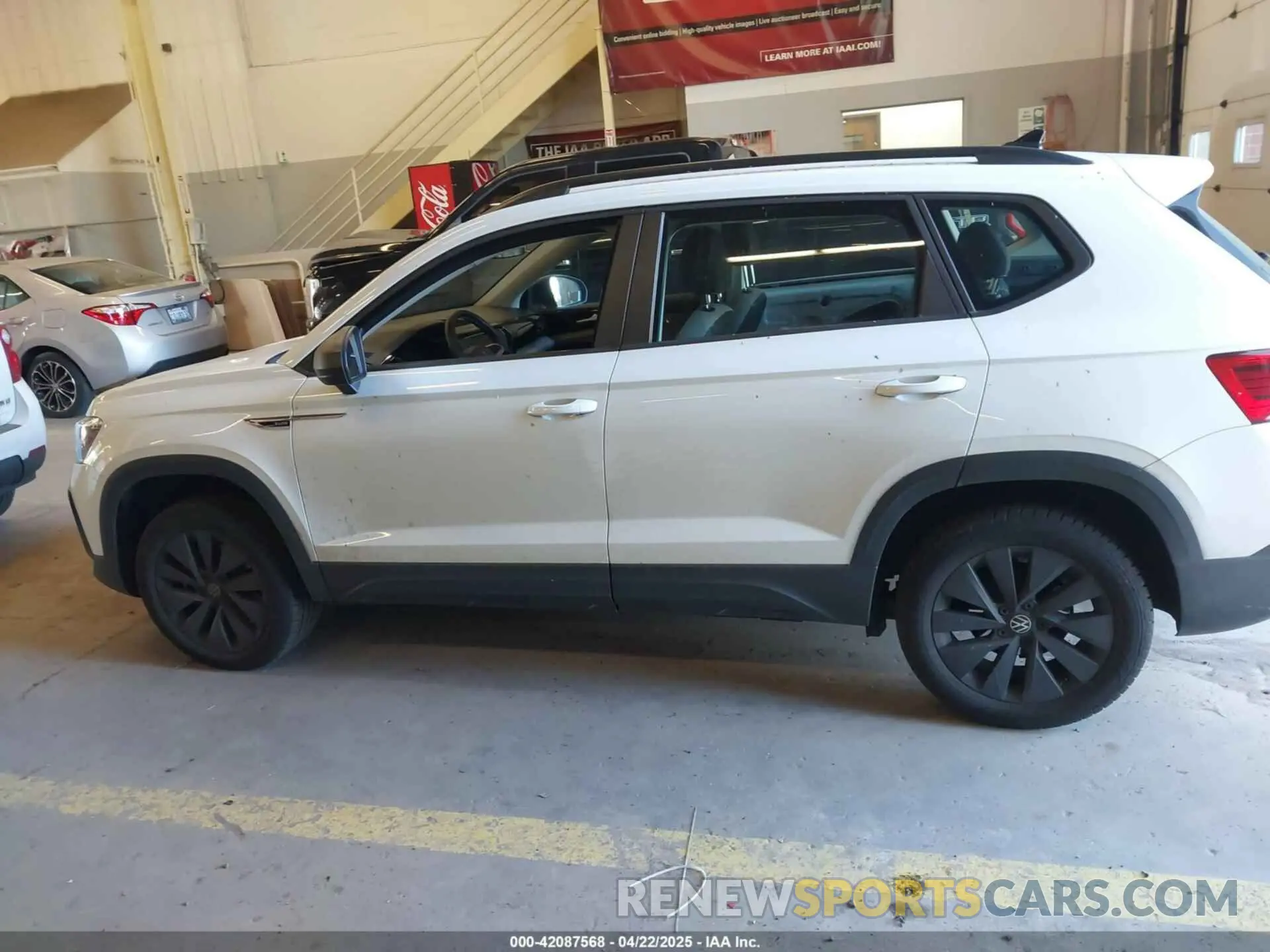 15 Photograph of a damaged car 3VVCX7B26PM365145 VOLKSWAGEN TAOS 2023