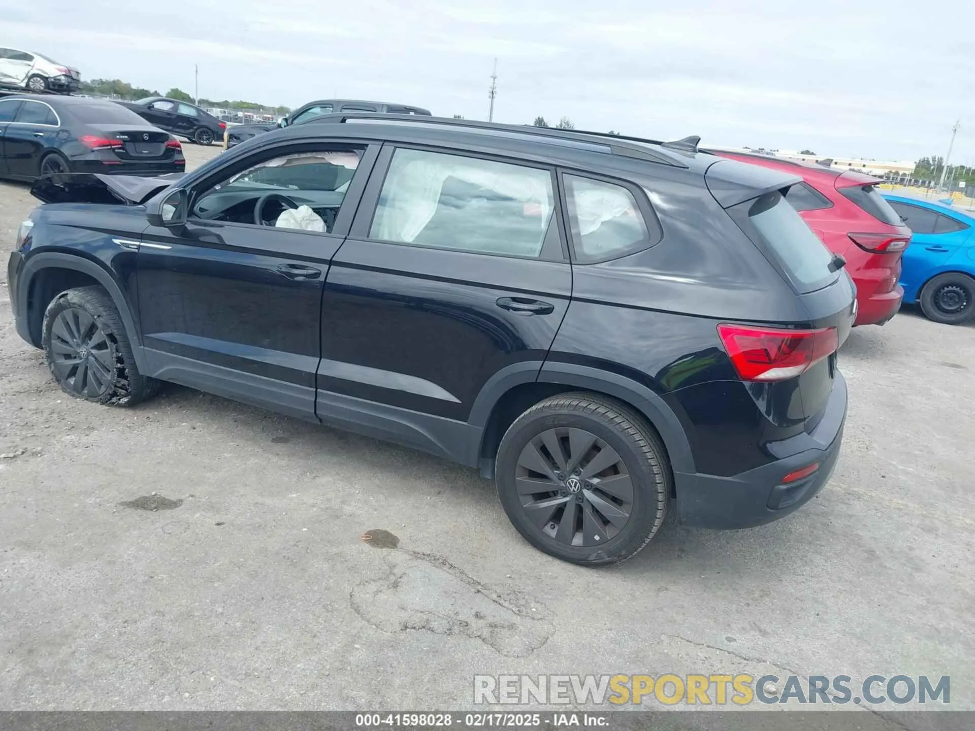 3 Фотография поврежденного автомобиля 3VVCX7B27PM335958 VOLKSWAGEN TAOS 2023
