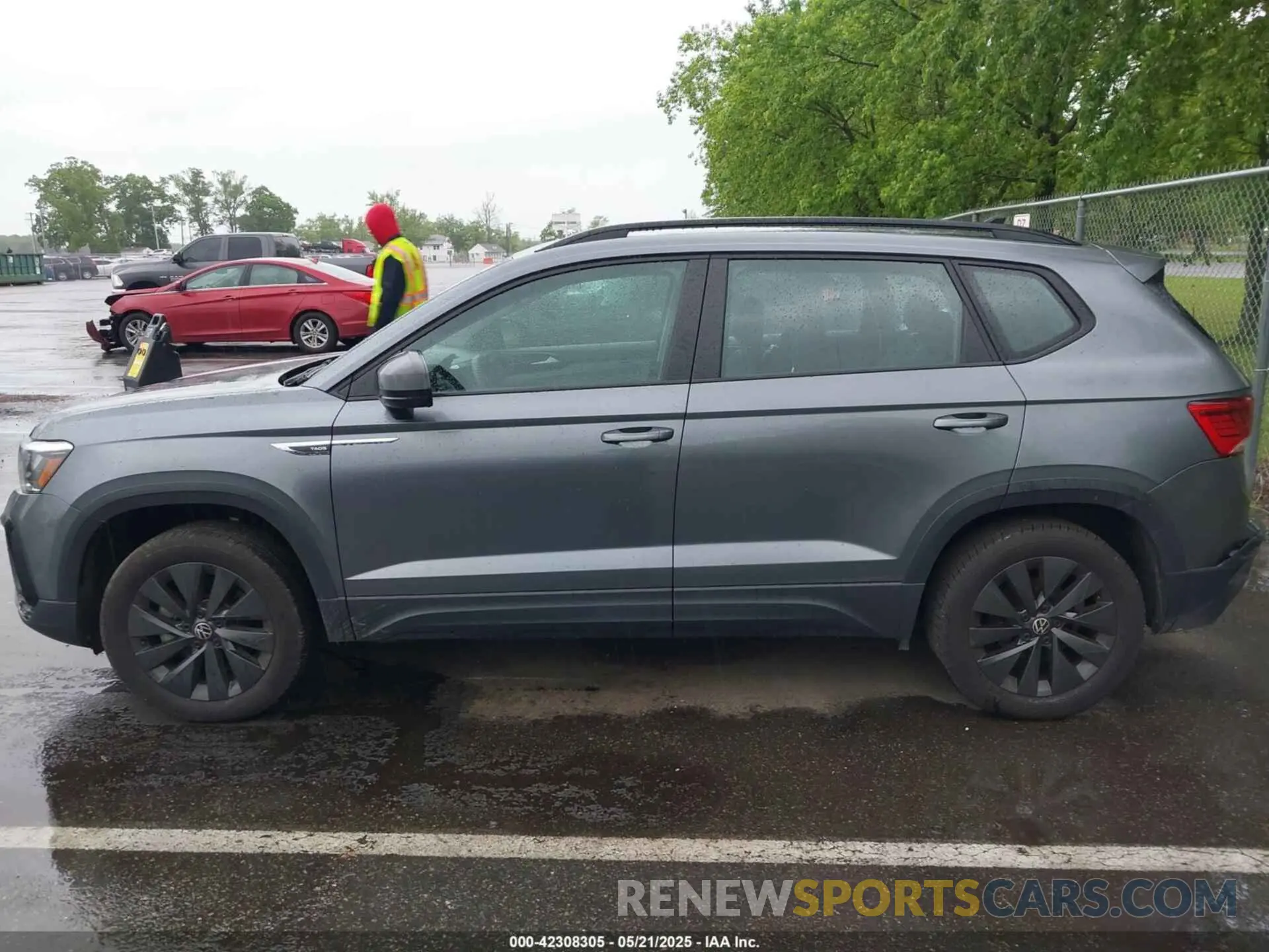 14 Photograph of a damaged car 3VVCX7B28PM353224 VOLKSWAGEN TAOS 2023