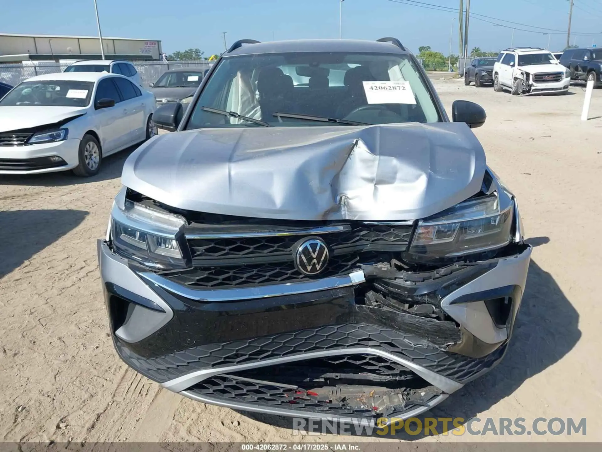 11 Фотография поврежденного автомобиля 3VVCX7B29PM374941 VOLKSWAGEN TAOS 2023