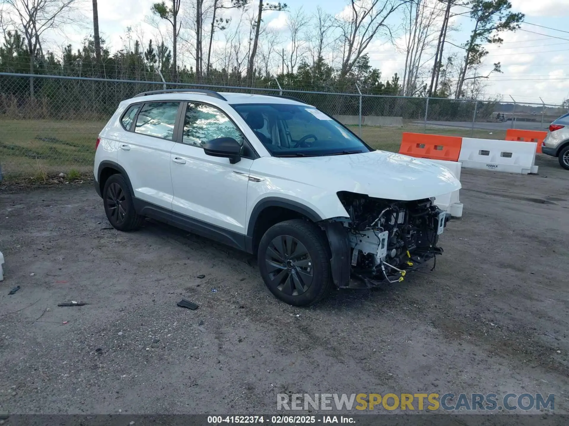 1 Photograph of a damaged car 3VVCX7B2XPM330477 VOLKSWAGEN TAOS 2023