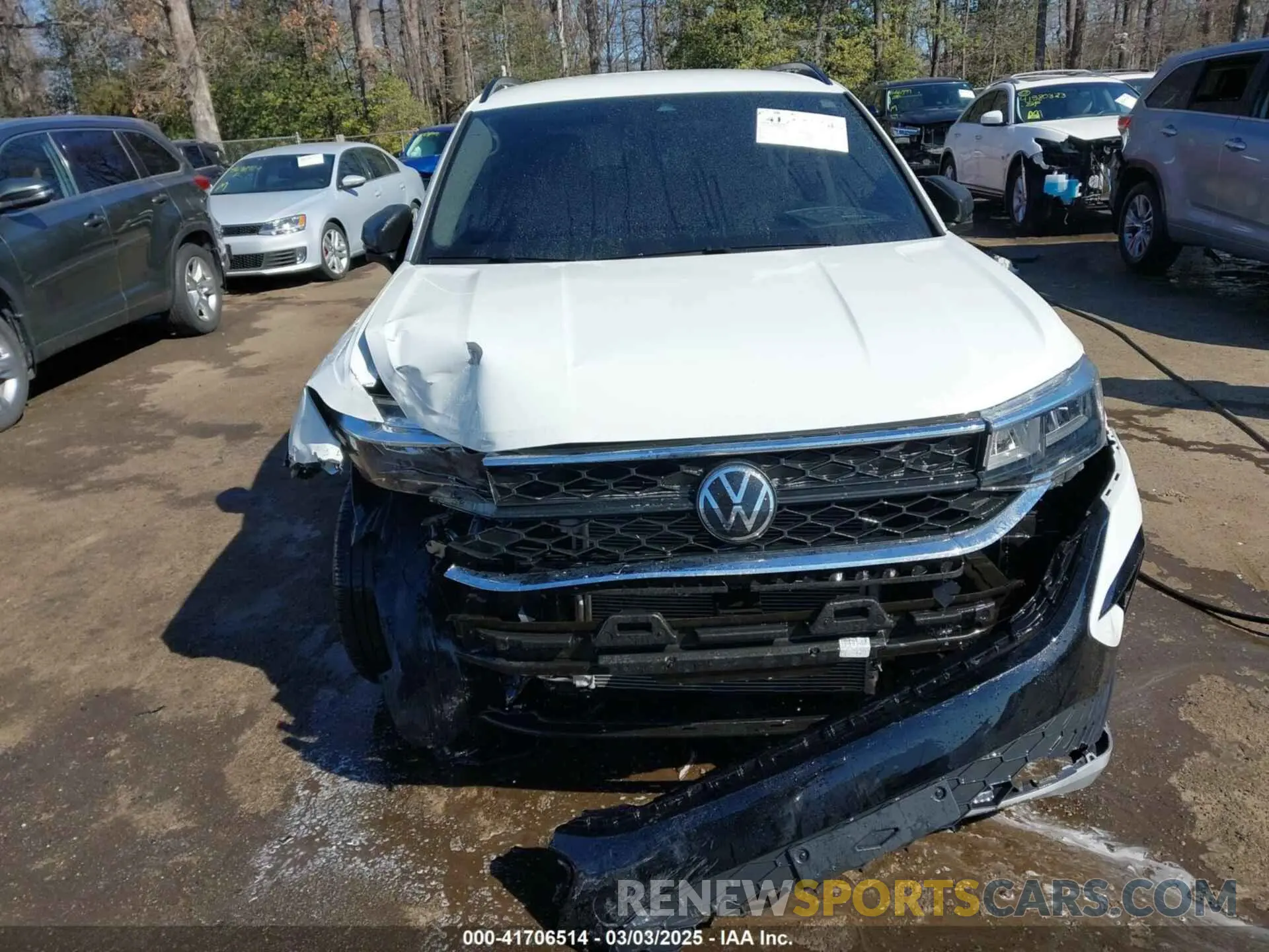 11 Photograph of a damaged car 3VVDX7B23PM342524 VOLKSWAGEN TAOS 2023