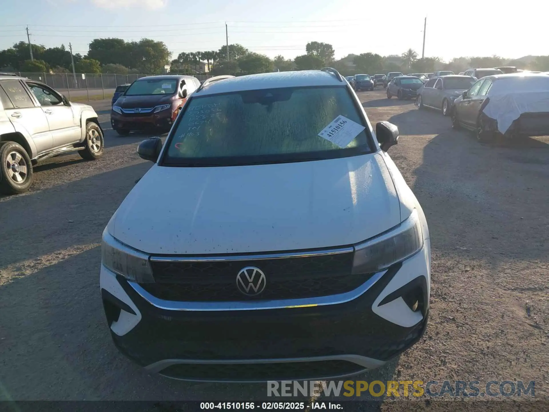 12 Фотография поврежденного автомобиля 3VVDX7B23PM350624 VOLKSWAGEN TAOS 2023