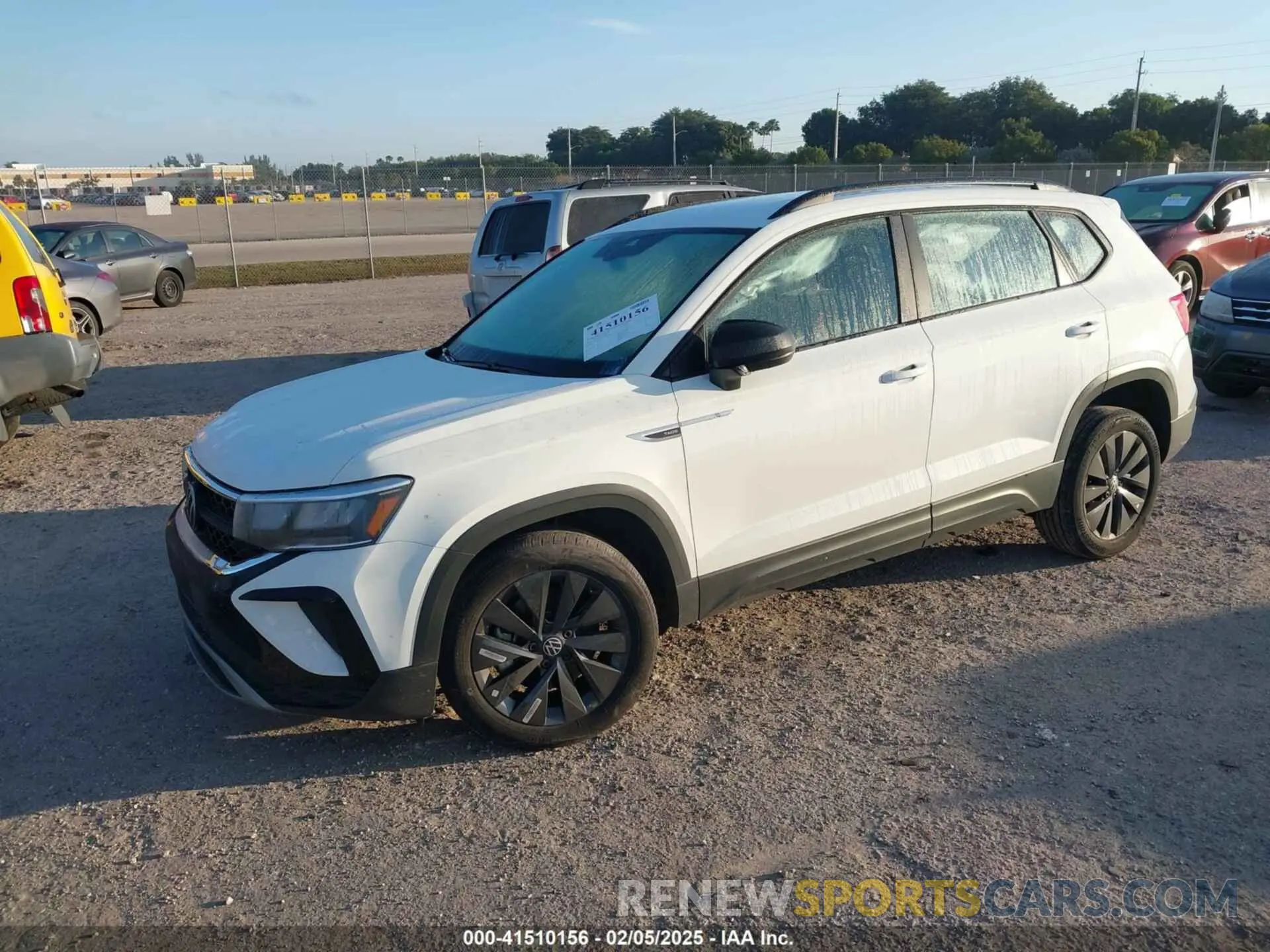 2 Фотография поврежденного автомобиля 3VVDX7B23PM350624 VOLKSWAGEN TAOS 2023