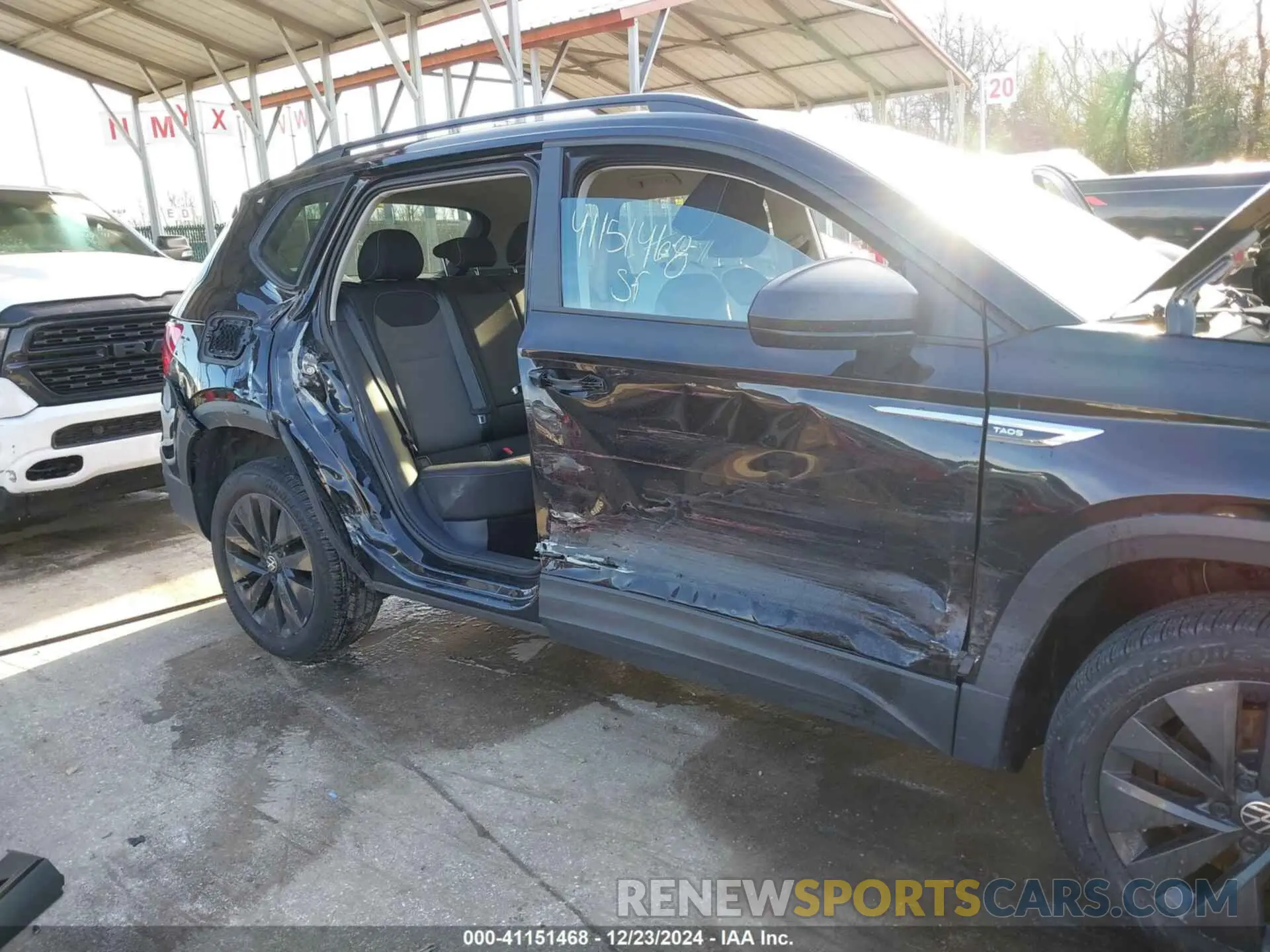 6 Фотография поврежденного автомобиля 3VVDX7B25PM354495 VOLKSWAGEN TAOS 2023