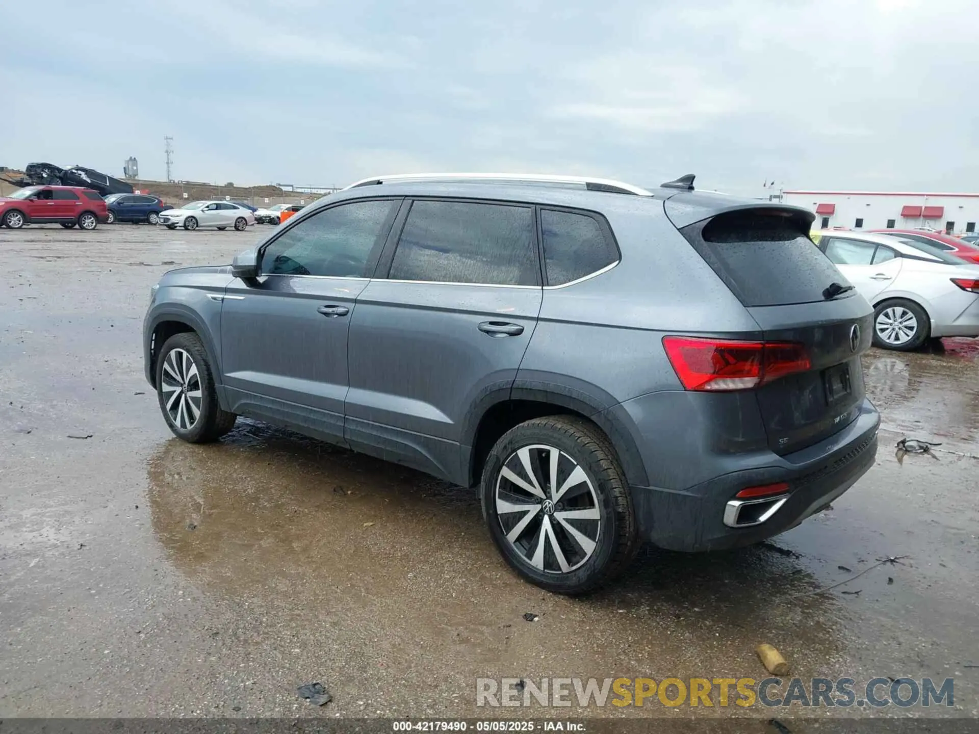 3 Фотография поврежденного автомобиля 3VVEX7B21PM344647 VOLKSWAGEN TAOS 2023