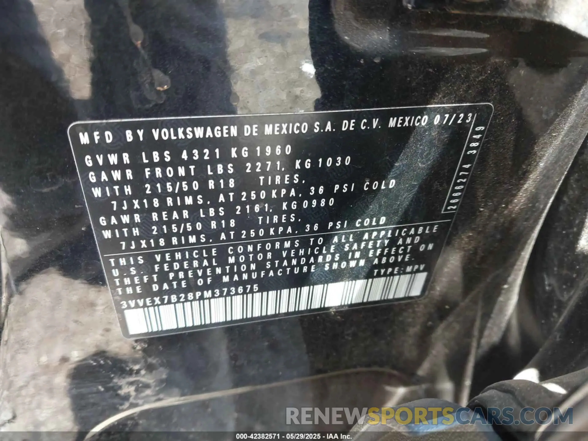 9 Фотография поврежденного автомобиля 3VVEX7B28PM373675 VOLKSWAGEN TAOS 2023