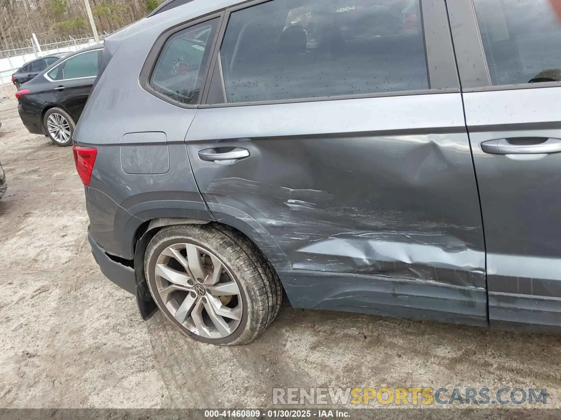 6 Photograph of a damaged car 3VVFX7B20PM312812 VOLKSWAGEN TAOS 2023