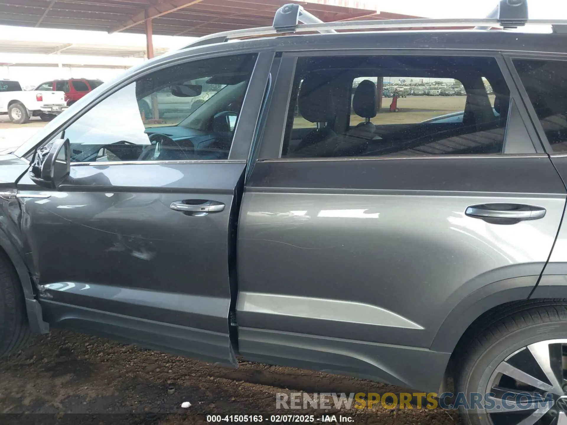 15 Фотография поврежденного автомобиля 3VVNX7B22PM329543 VOLKSWAGEN TAOS 2023