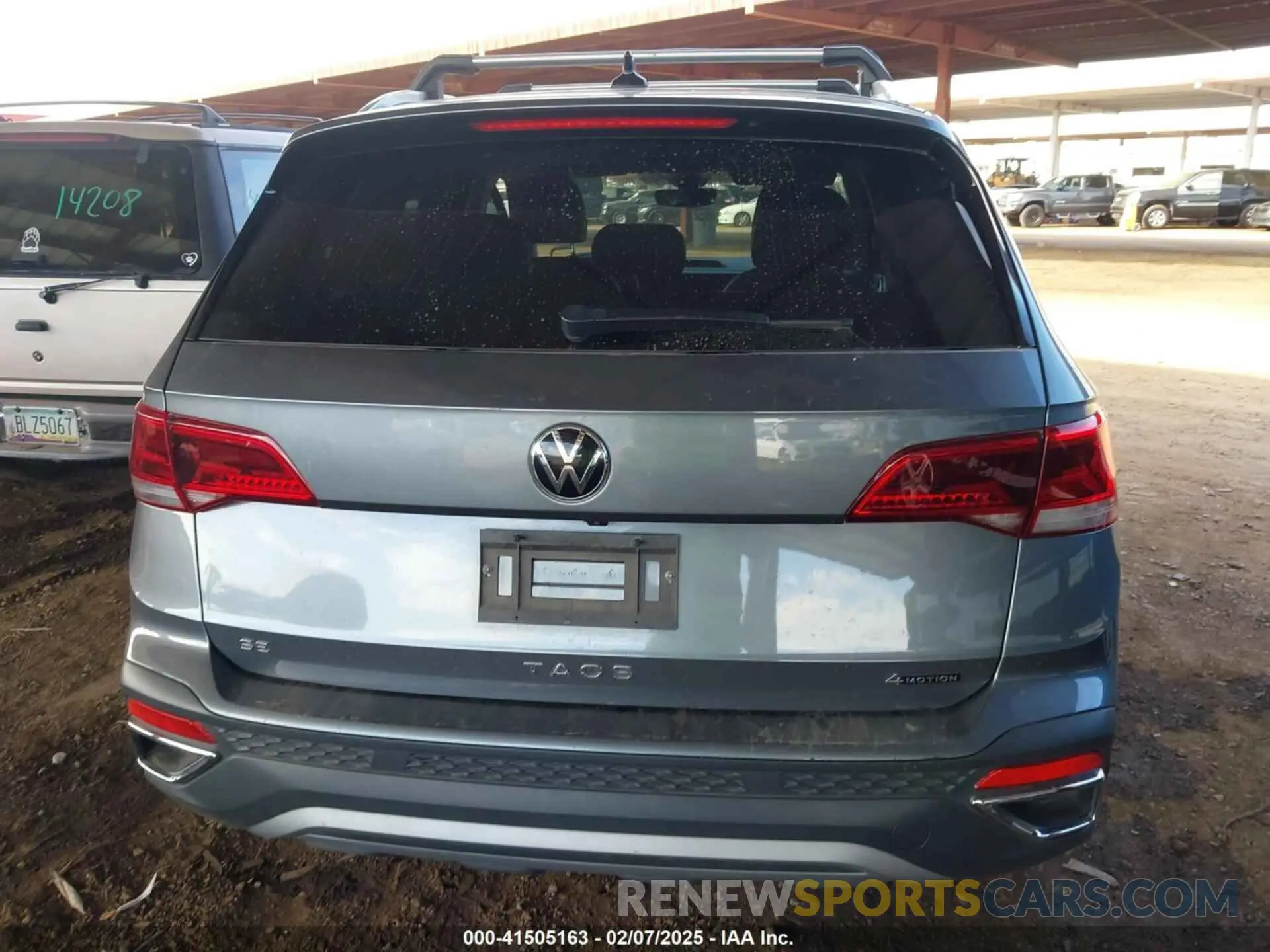17 Фотография поврежденного автомобиля 3VVNX7B22PM329543 VOLKSWAGEN TAOS 2023