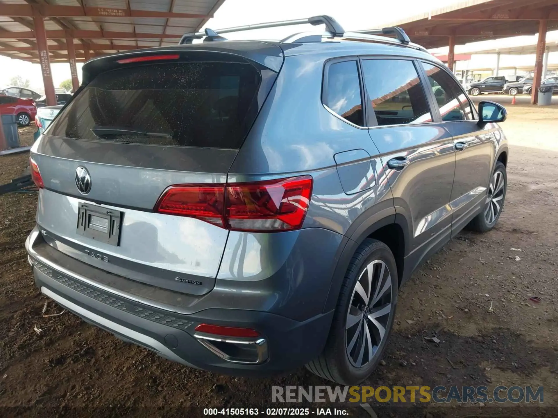 4 Фотография поврежденного автомобиля 3VVNX7B22PM329543 VOLKSWAGEN TAOS 2023
