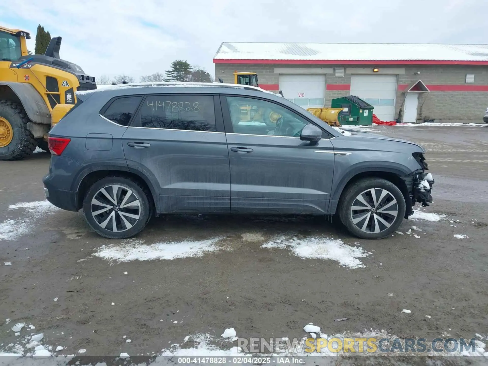 14 Фотография поврежденного автомобиля 3VVNX7B27PM312043 VOLKSWAGEN TAOS 2023