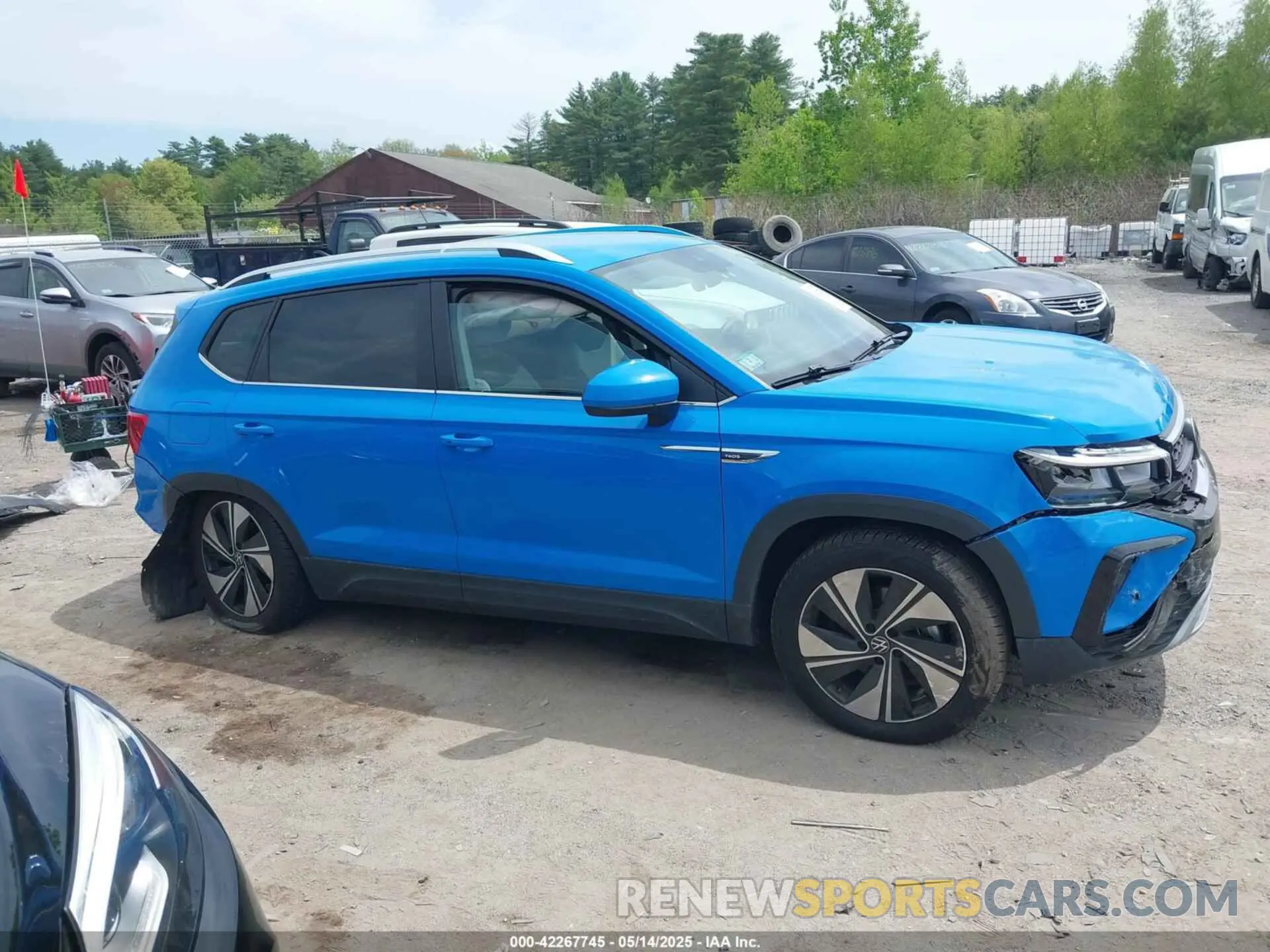 14 Photograph of a damaged car 3VVUX7B25PM361611 VOLKSWAGEN TAOS 2023