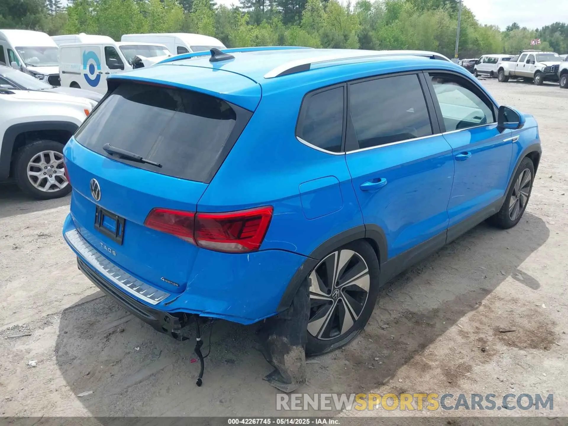 4 Photograph of a damaged car 3VVUX7B25PM361611 VOLKSWAGEN TAOS 2023