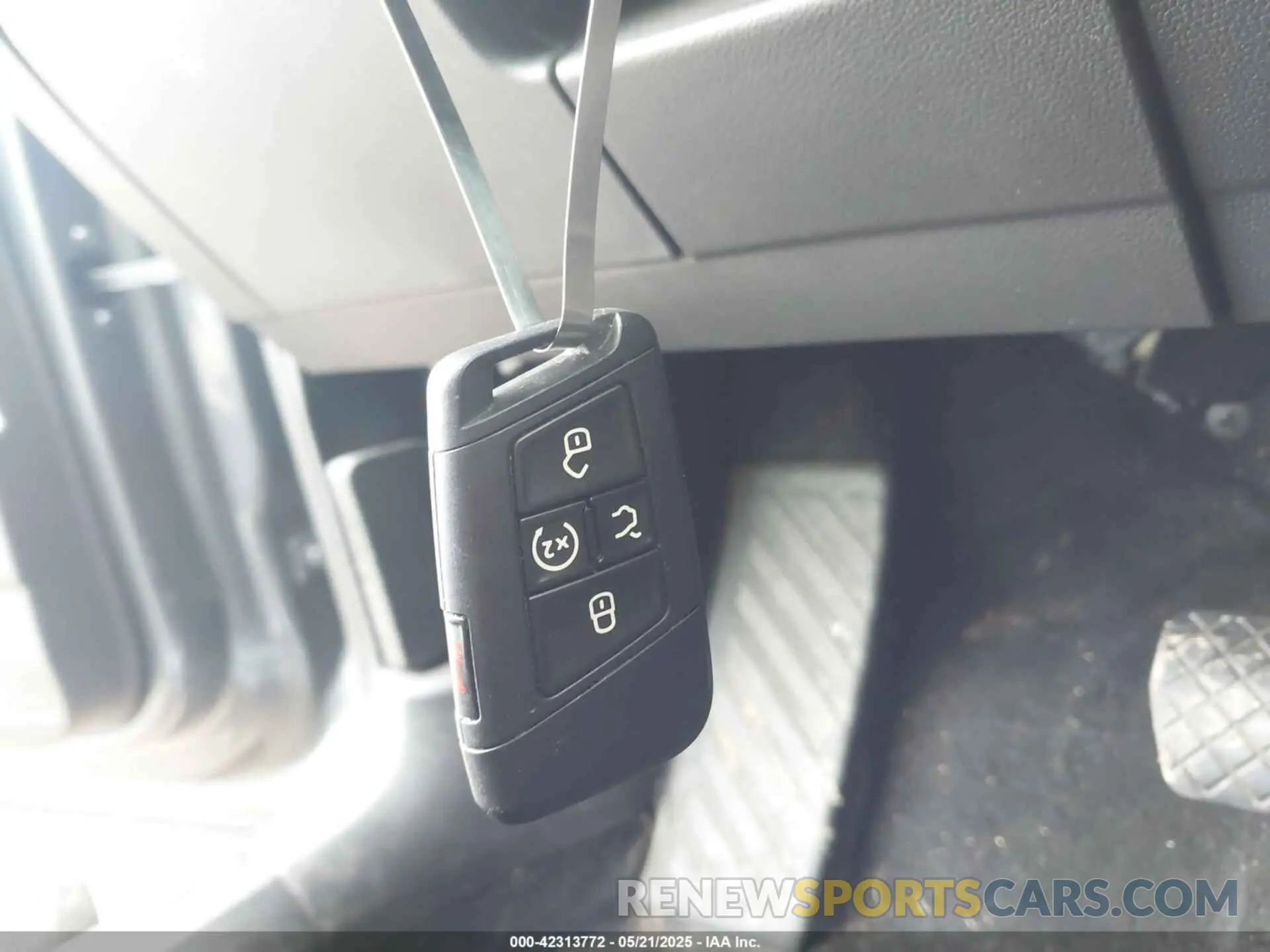 11 Photograph of a damaged car 3VVUX7B26PM370687 VOLKSWAGEN TAOS 2023