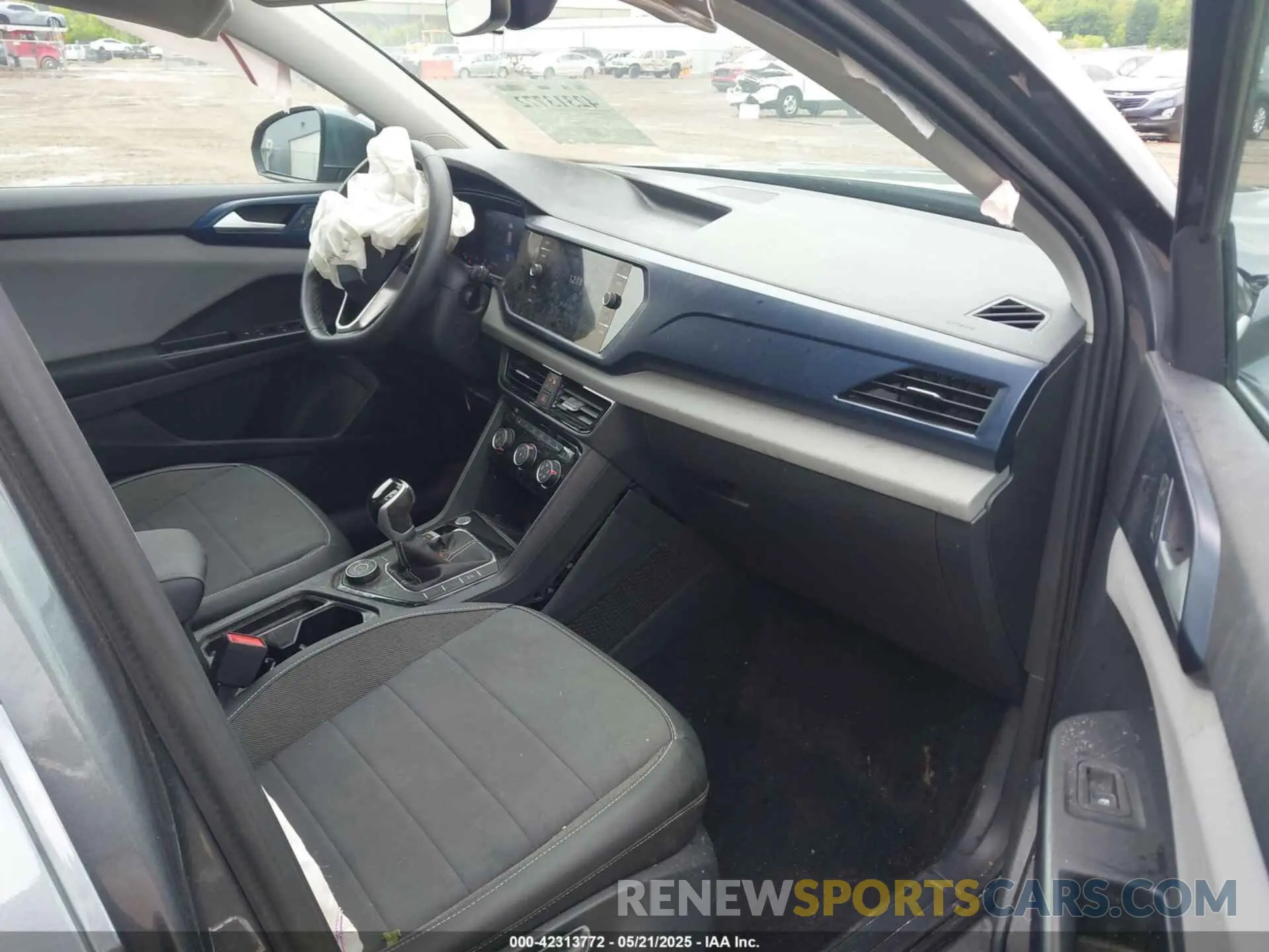 5 Photograph of a damaged car 3VVUX7B26PM370687 VOLKSWAGEN TAOS 2023