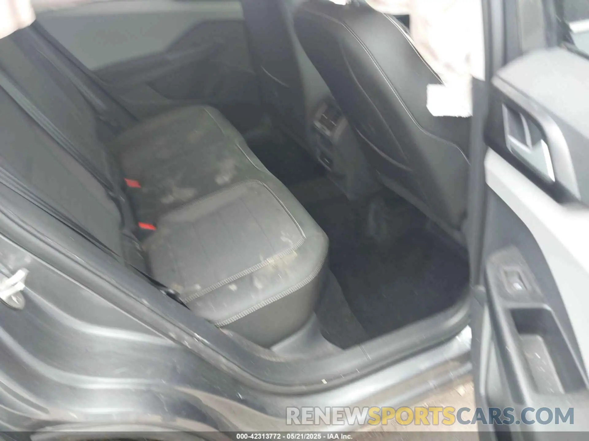8 Photograph of a damaged car 3VVUX7B26PM370687 VOLKSWAGEN TAOS 2023