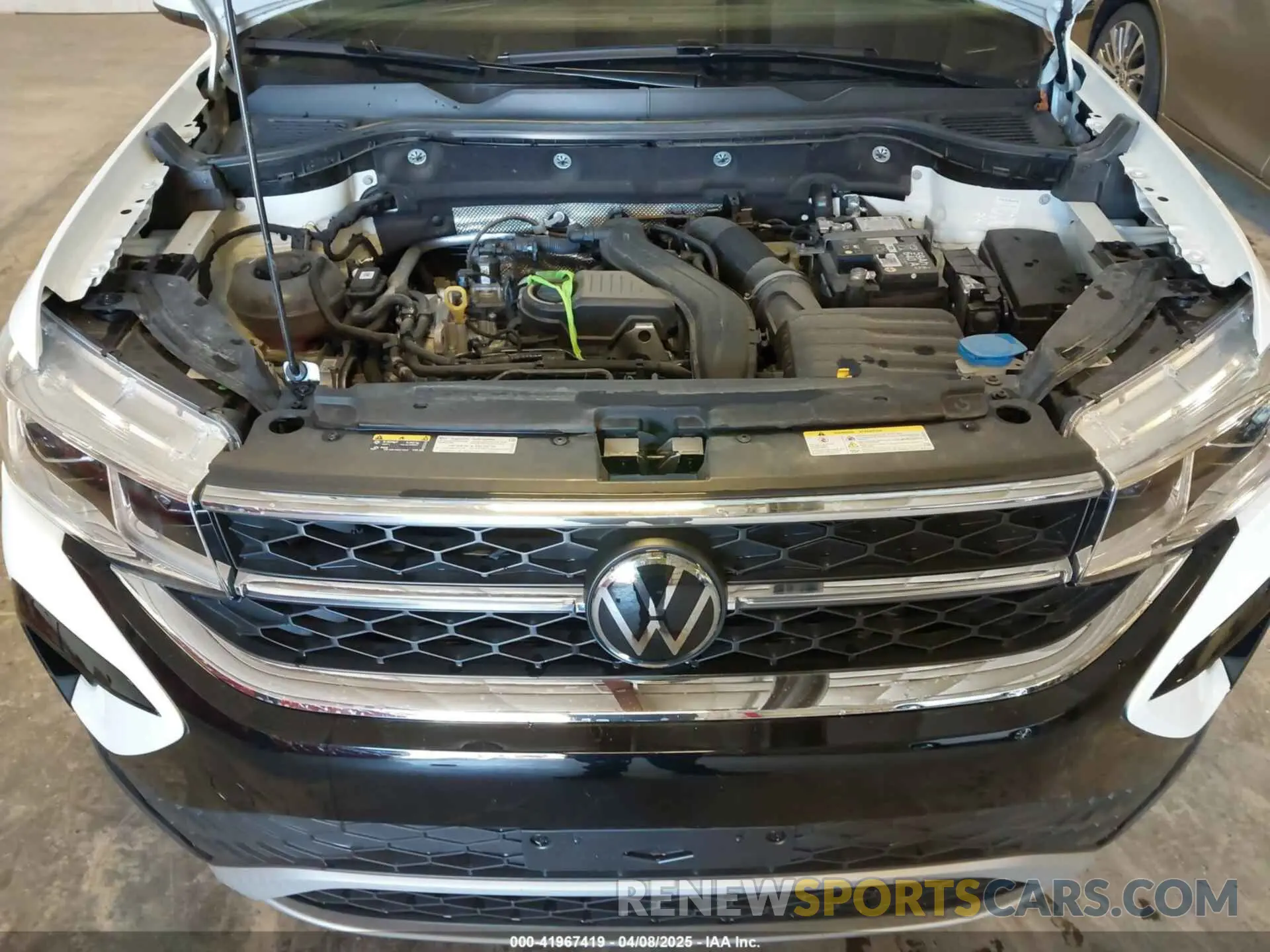 10 Фотография поврежденного автомобиля 3VV4X7B27RM048952 VOLKSWAGEN TAOS 2024