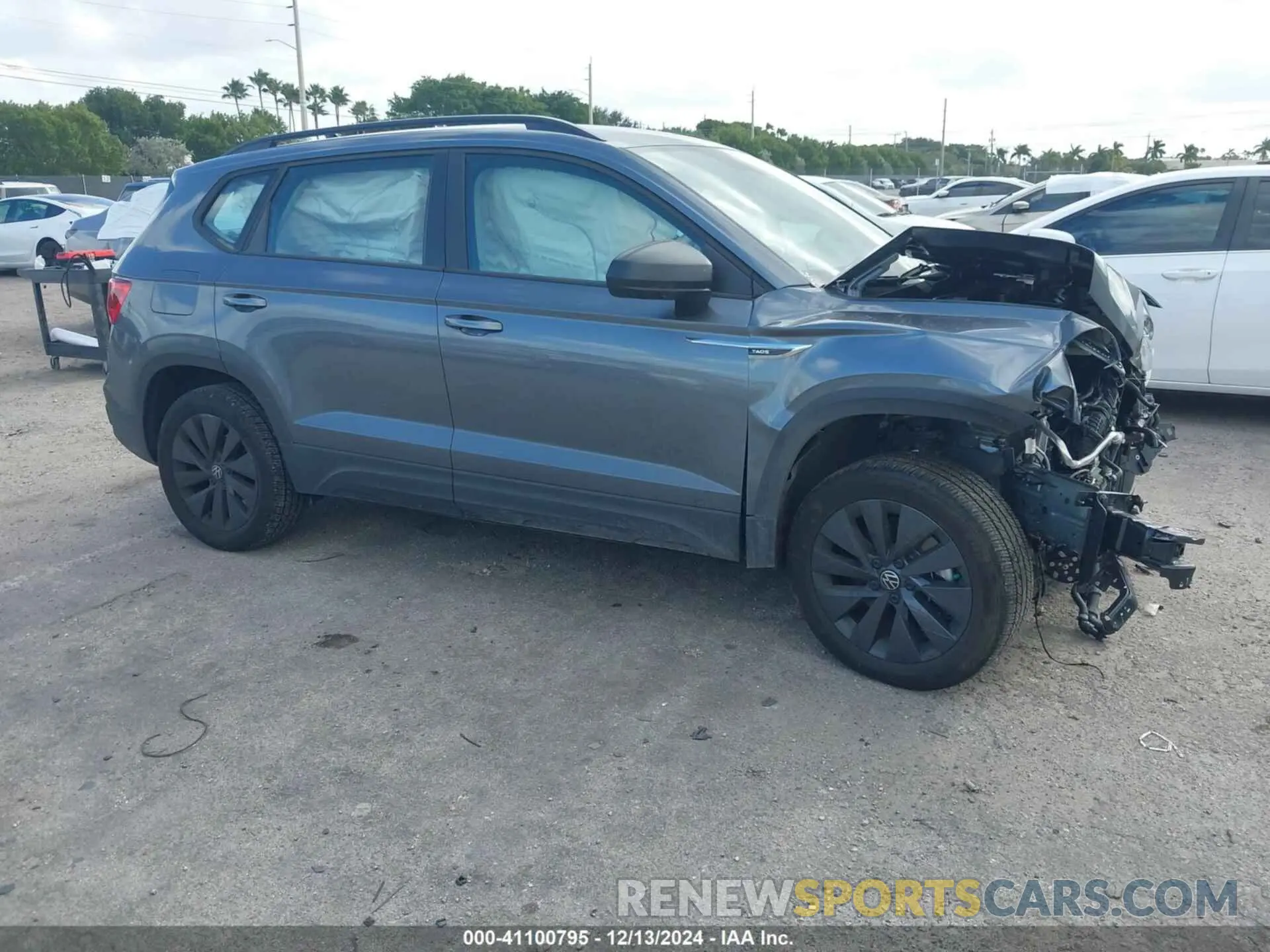 1 Фотография поврежденного автомобиля 3VV5X7B22RM104624 VOLKSWAGEN TAOS 2024