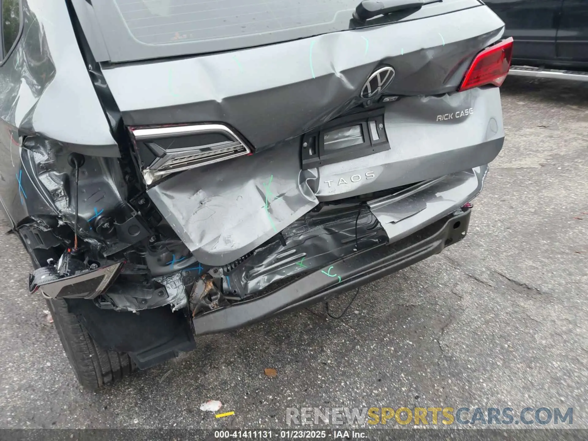 6 Photograph of a damaged car 3VV5X7B25RM104276 VOLKSWAGEN TAOS 2024