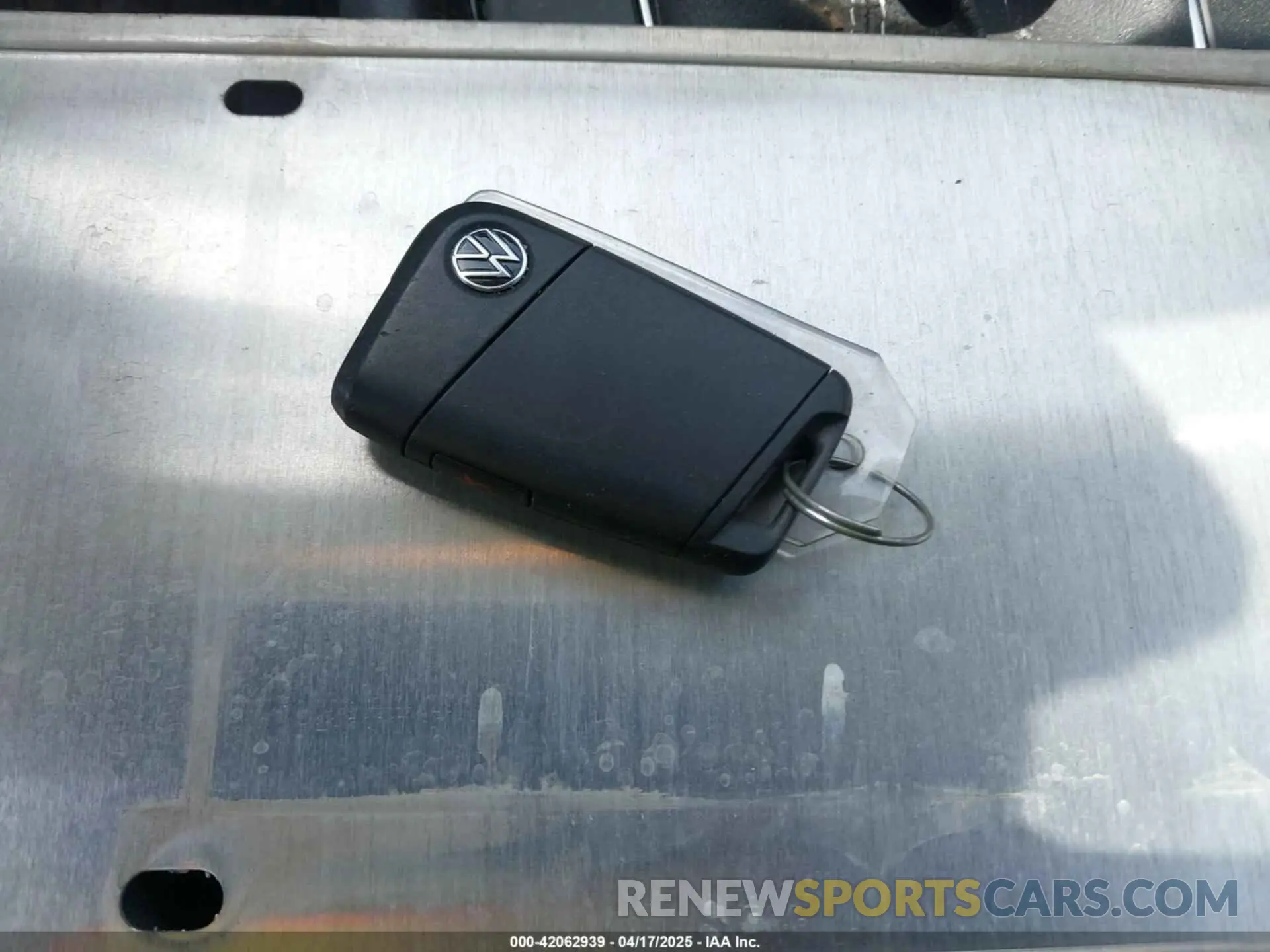 11 Фотография поврежденного автомобиля 3VV5X7B28RM010019 VOLKSWAGEN TAOS 2024