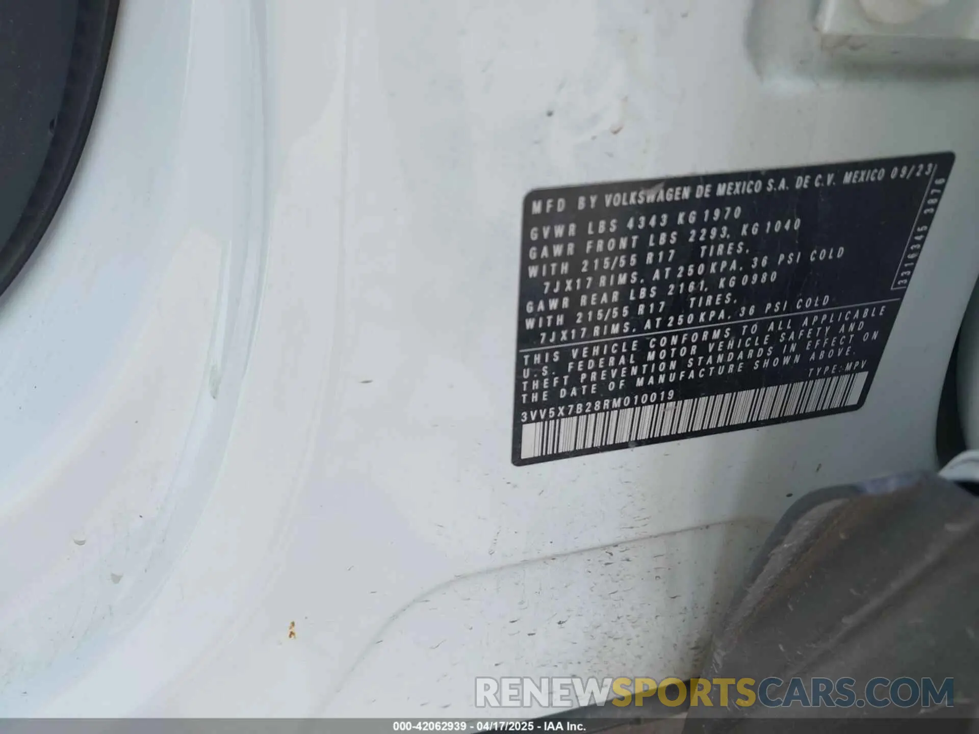 9 Фотография поврежденного автомобиля 3VV5X7B28RM010019 VOLKSWAGEN TAOS 2024